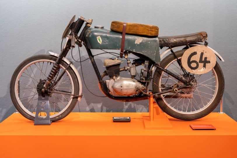 Motorrad: modifizierte DKW RT 125 (Historisches Museum Hannover CC BY-NC-SA)