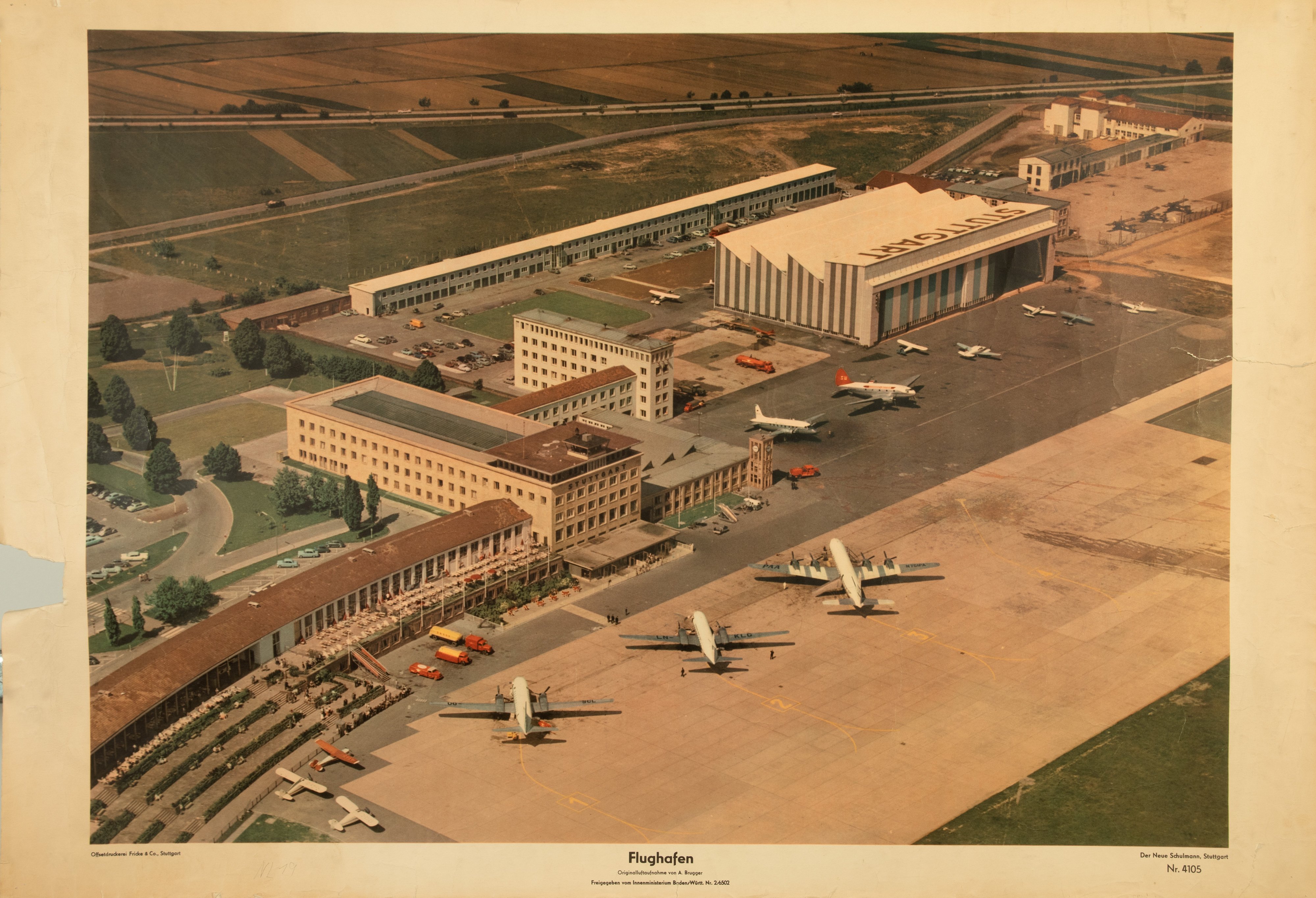 Aufnahme eines Flughafens (Stiftung Schulmuseum der Universität Hildesheim CC BY-SA)