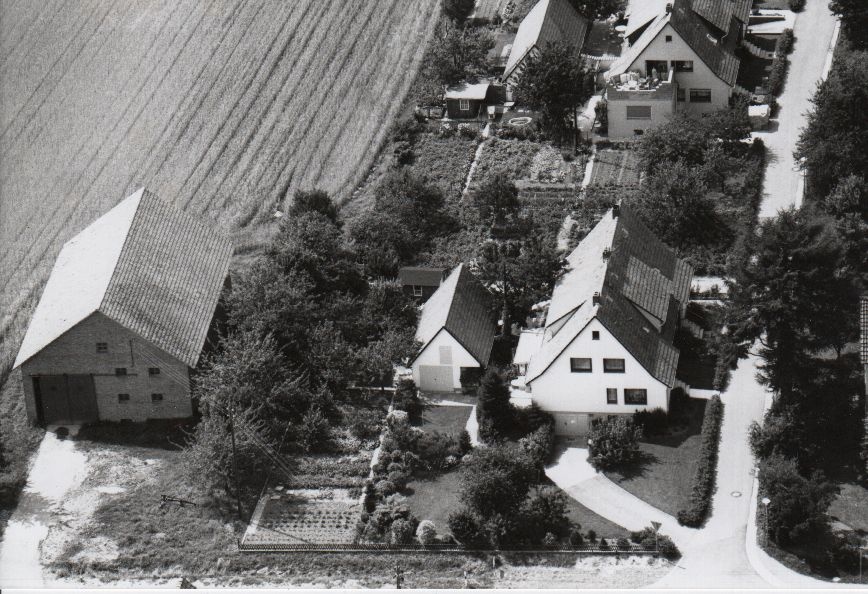 Luftbild Haus in der Jakobistraße (Rodenberg) 1975 (Stadt Rodenberg CC BY-NC-SA)