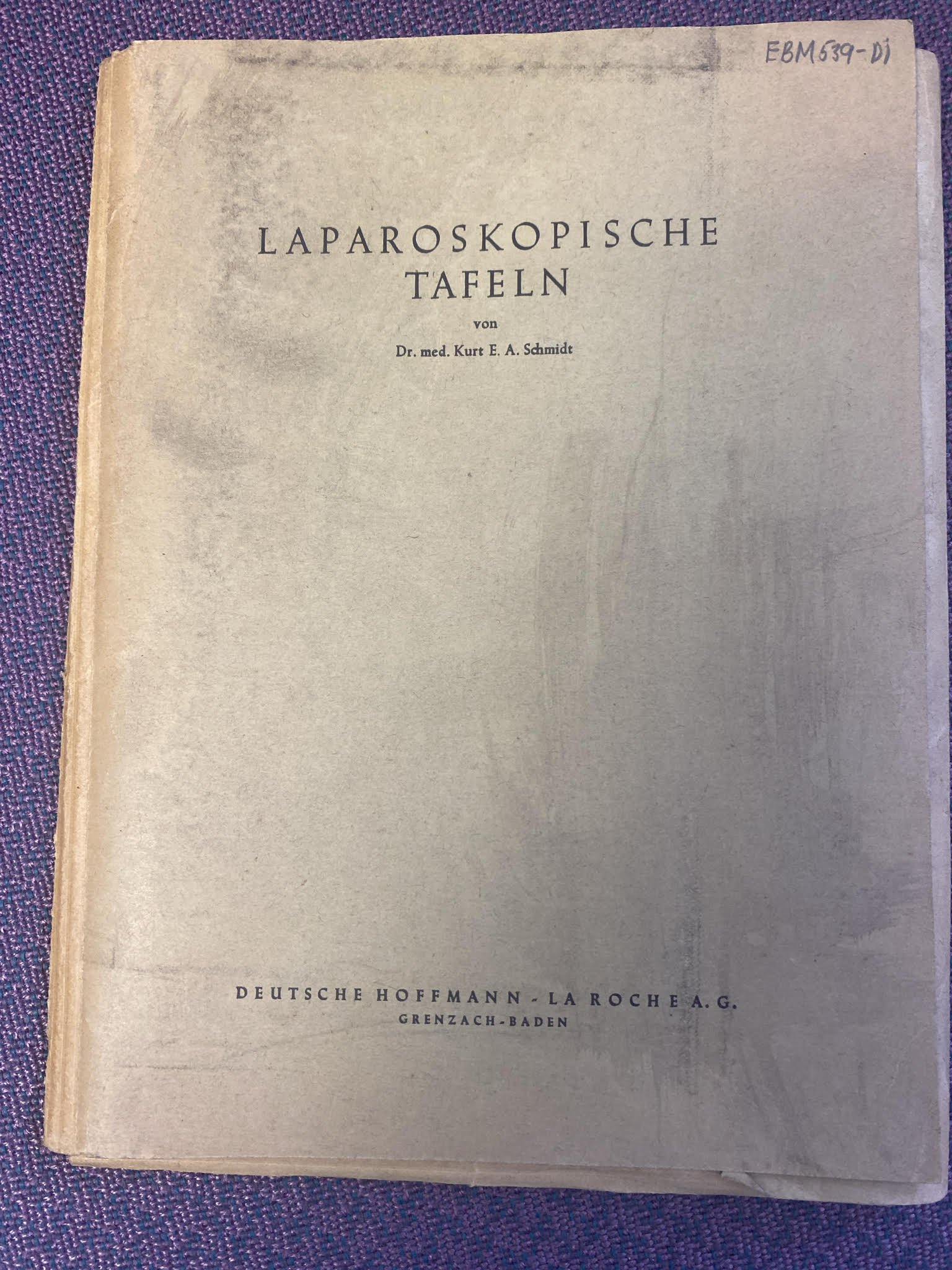 Laparoskopische Tafeln (Krankenhausmuseum Bielefeld e.V. CC BY-NC-SA)