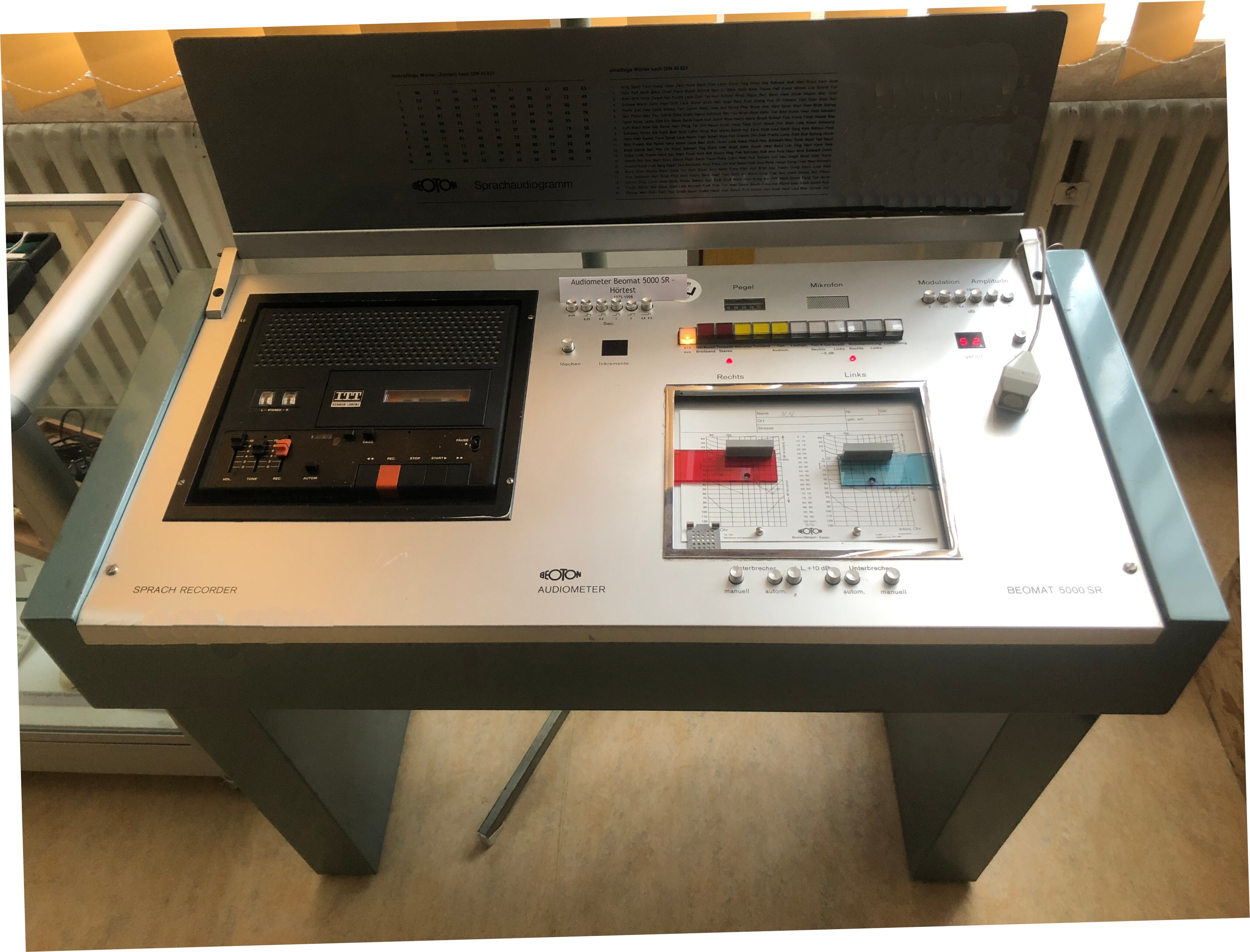 Audiometer Beomat 5000 SR (Krankenhausmuseum Bielefeld e.V. CC BY-NC-SA)