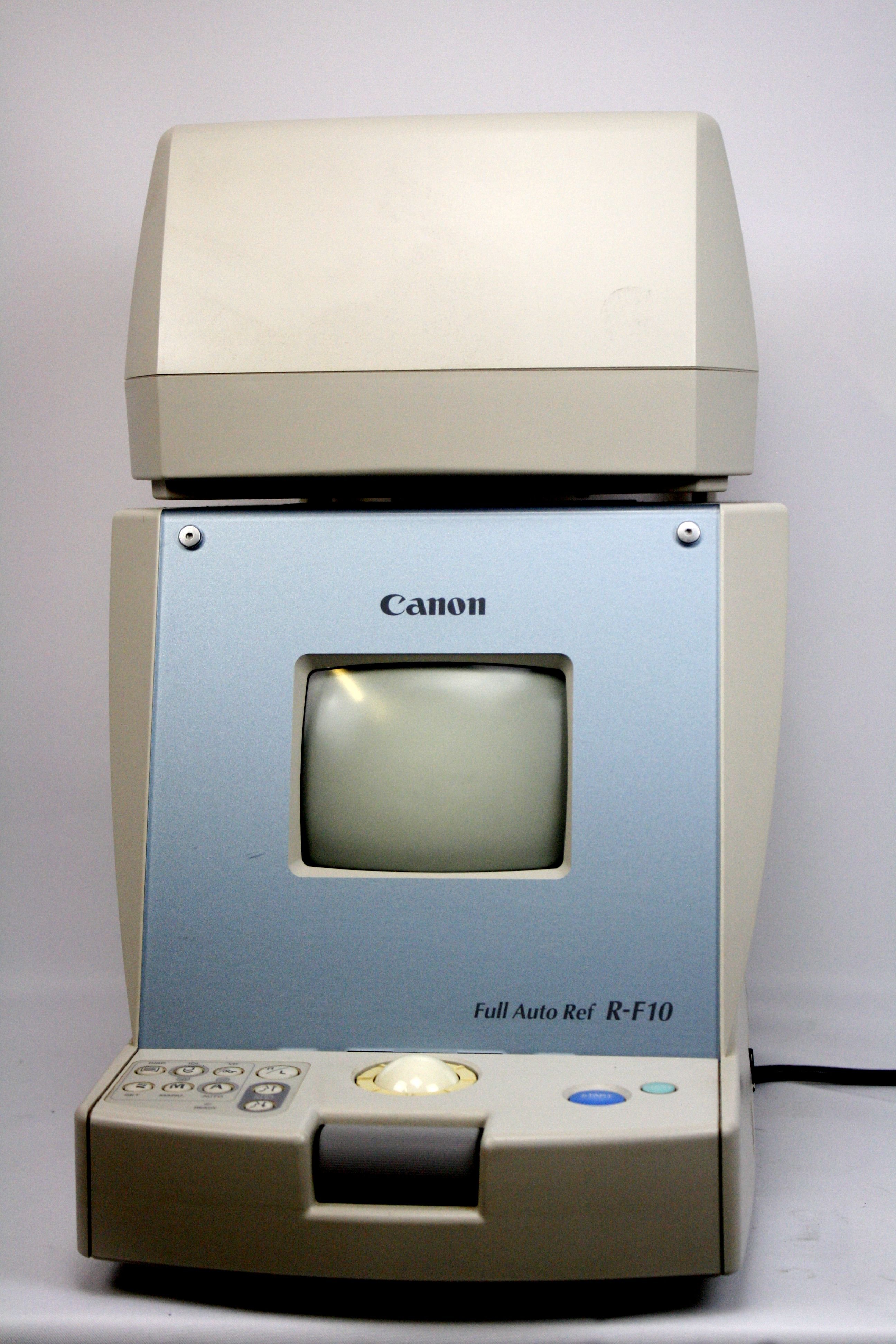 Autorefraktometer Canon R-F10 (Krankenhausmuseum Bielefeld e.V. CC BY-NC-SA)