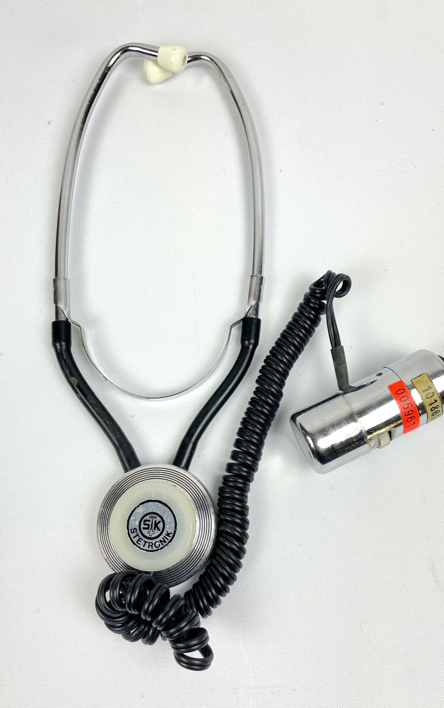 Eketronisches Stethoskop "Stetronik" (Krankenhausmuseum Bielefeld e.V. CC BY-NC-SA)