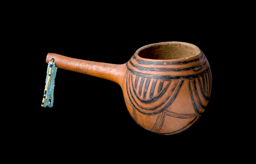 Kalebasse mit Griff (Lippisches Landesmuseum Detmold CC BY-NC-SA)