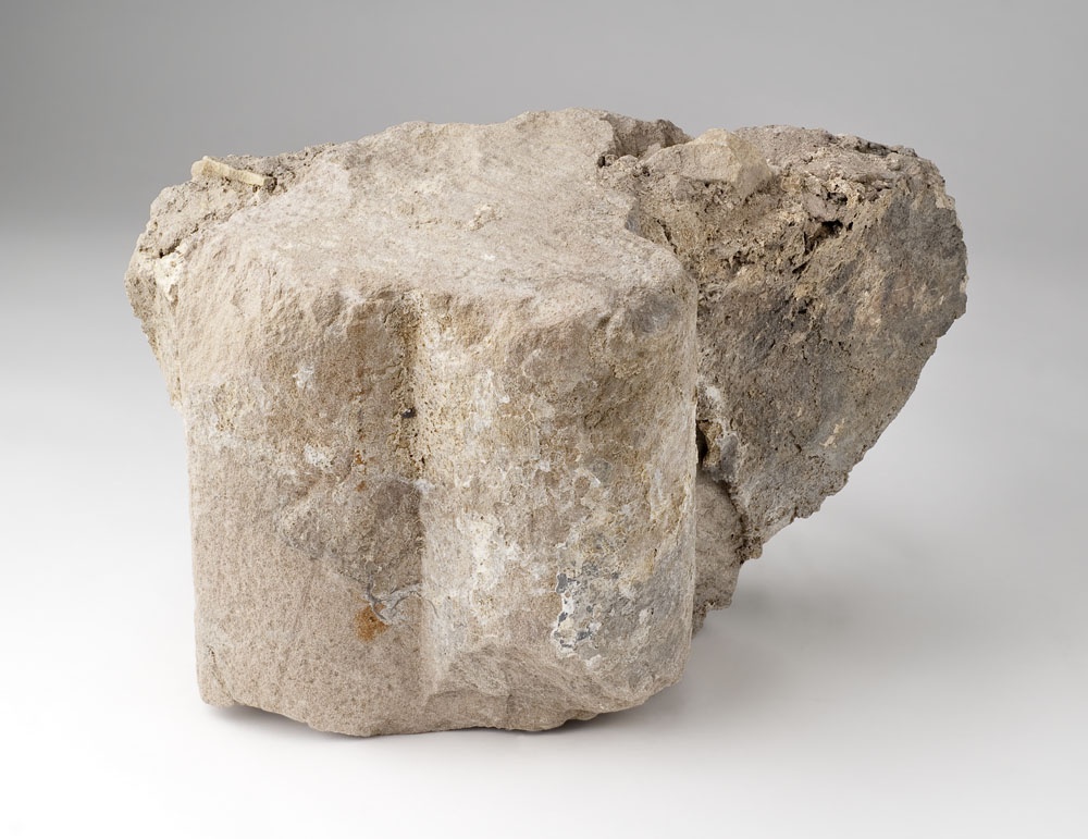Fragment eines Bündelpfeilers (Lippisches Landesmuseum Detmold CC BY-NC-SA)