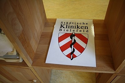 Wappen Städt. Kliniken Bielefeld (Krankenhausmuseum Bielefeld e.V. CC BY-NC-SA)