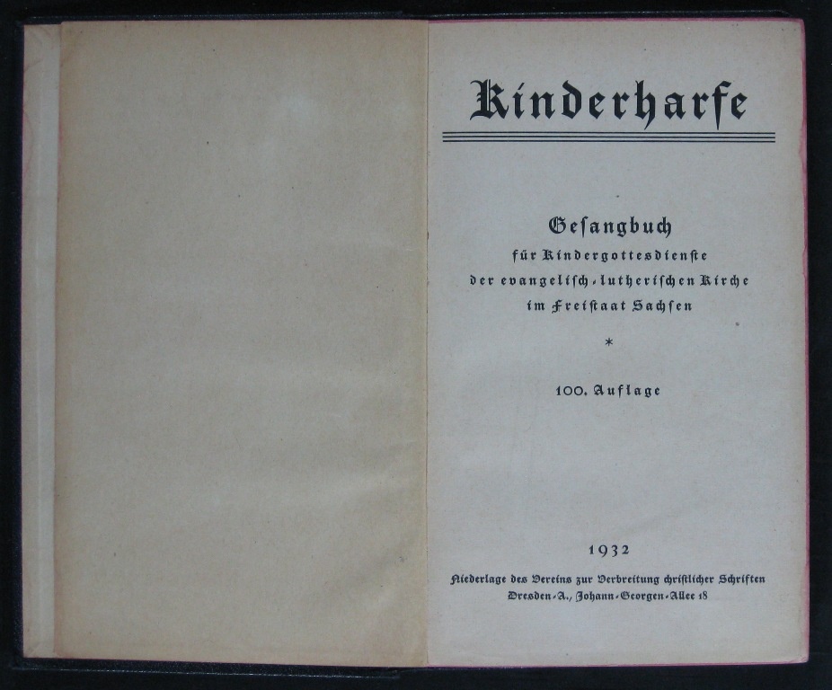 Kinderharfe. Gesangbuch für Kindergottesdienste (Museumsschule Hiddenhausen CC BY-NC-SA)