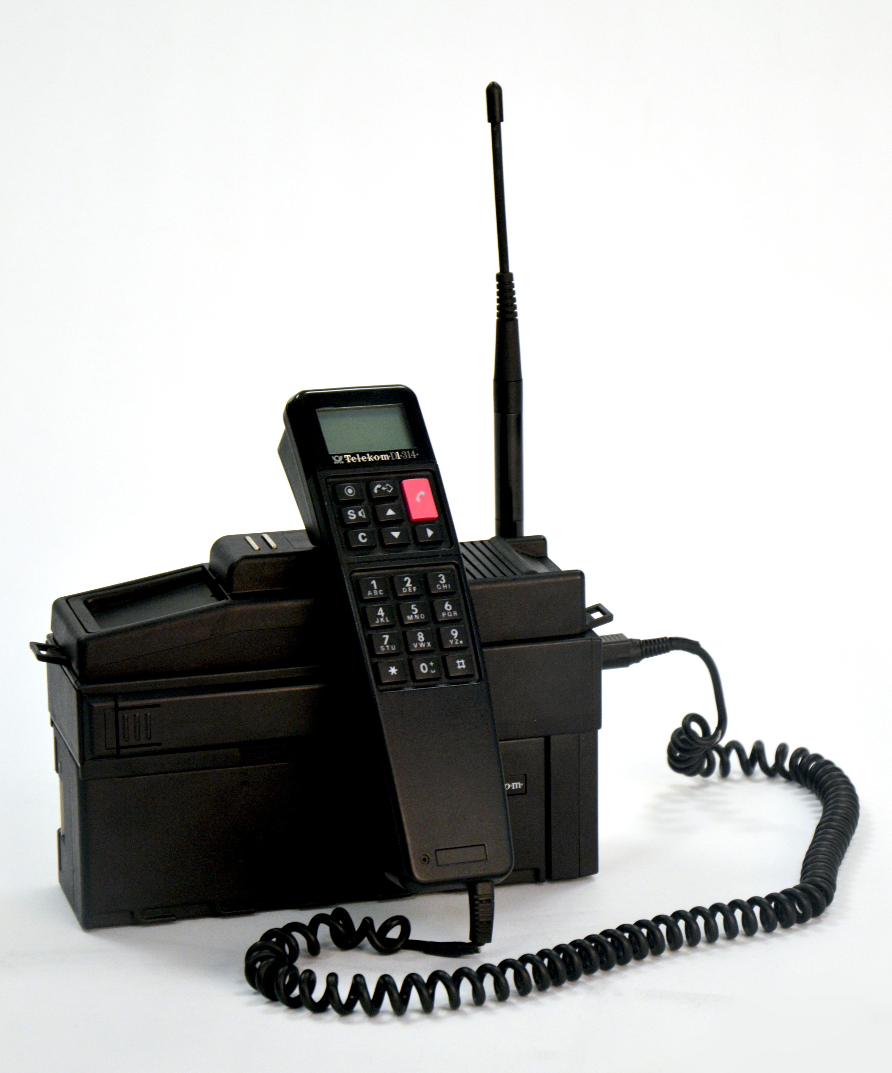 Mobiletelefon. Siemens p1 GSM. Сотовый телефон Siemens p1. Сименс мобильный радиотелефон 90-е. Telekom d1-324.