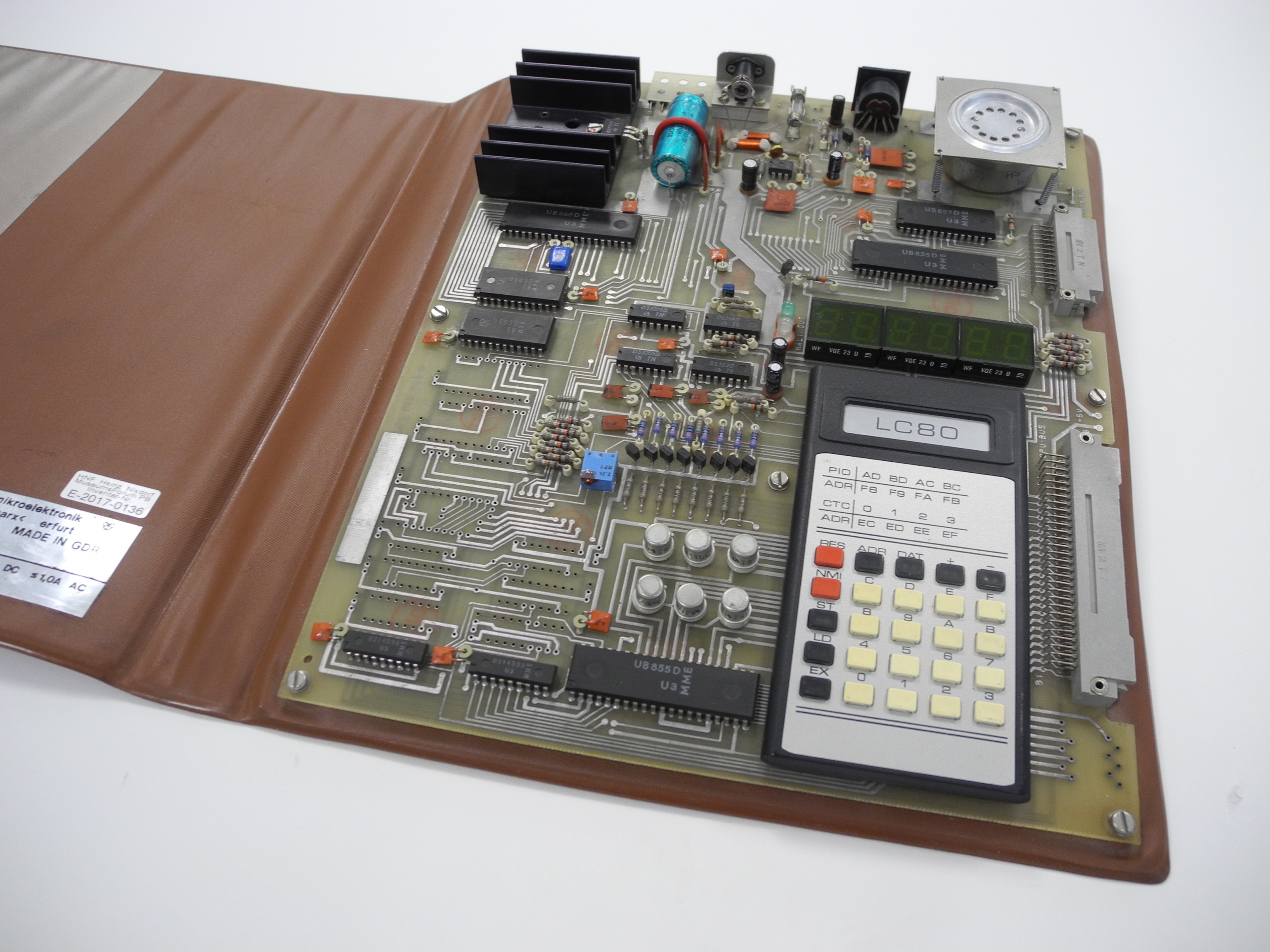 Lerncomputer LC80 (Heinz Nixdorf MuseumsForum CC BY-NC-SA)