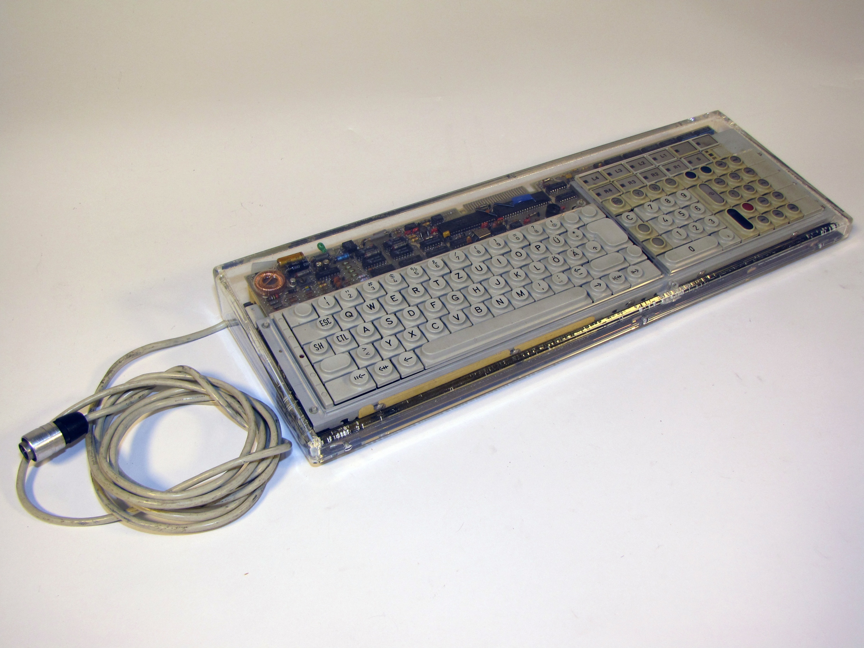 Nixdorf-Tastatur für Displayarbeitsplatz (Heinz Nixdorf MuseumsForum CC BY-NC-SA)