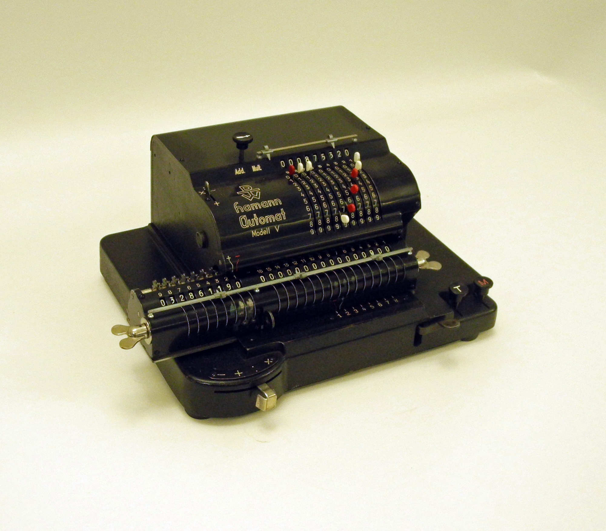 Hamann Automat Mod. V (Heinz Nixdorf MuseumsForum CC BY-NC-SA)