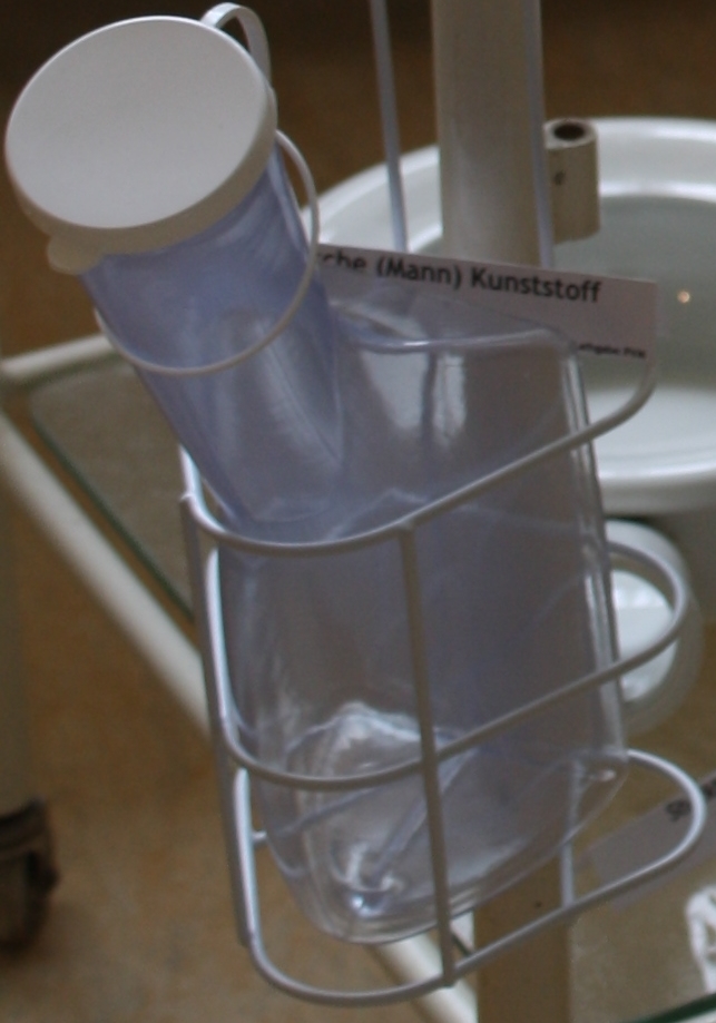 Urinflasche (Mann) Kunststoff (Krankenhausmuseum Bielefeld CC BY-NC-SA)