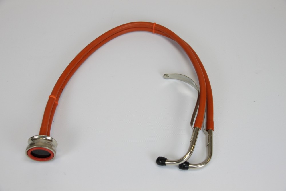 Bügel-Stethoskop (Krankenhausmuseum Bielefeld e.V. CC BY-NC-SA)