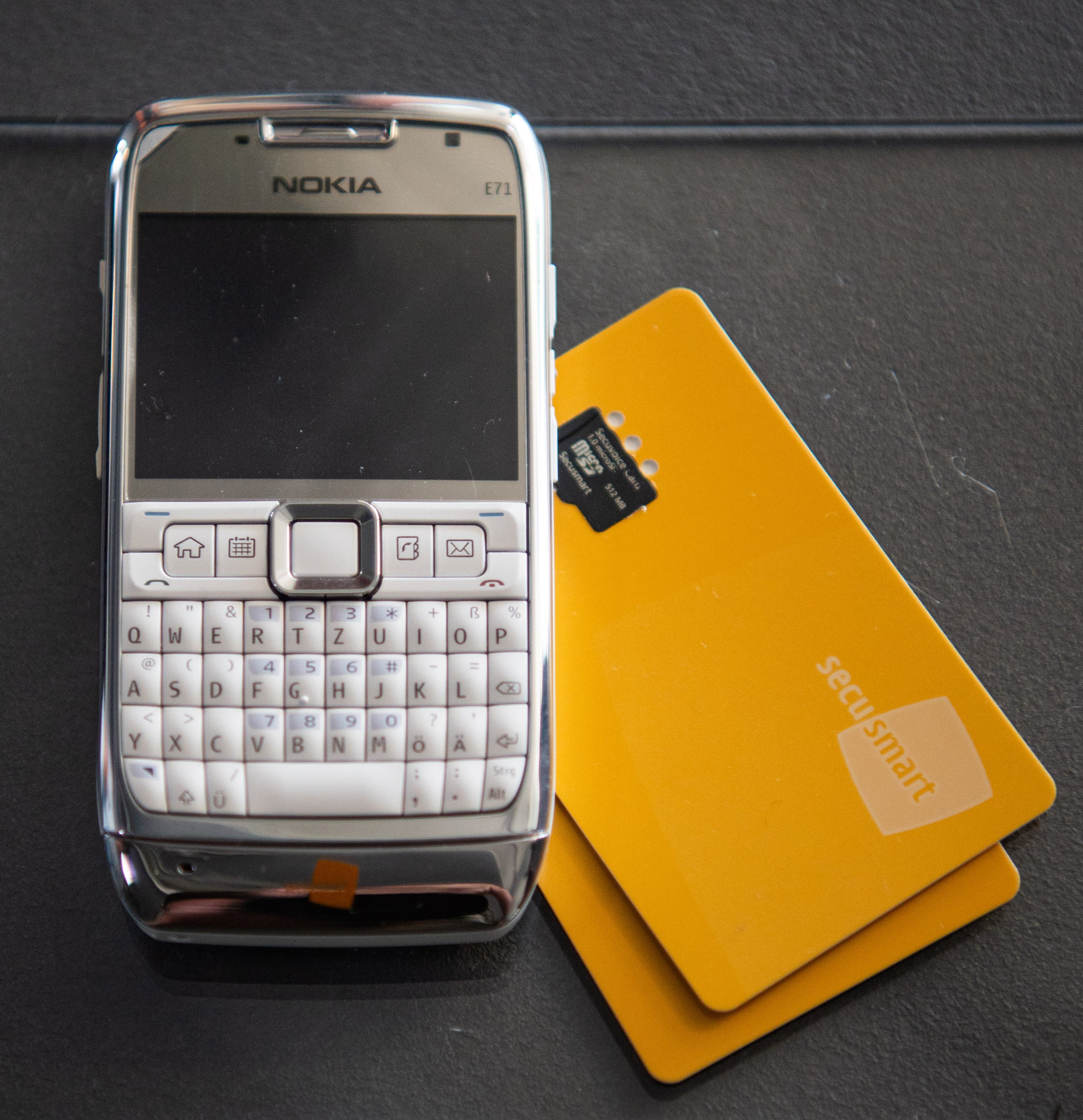 Nokia – E71 (mit Secusmart Security Card) (Heinz Nixdorf MuseumsForum CC BY-NC-SA)
