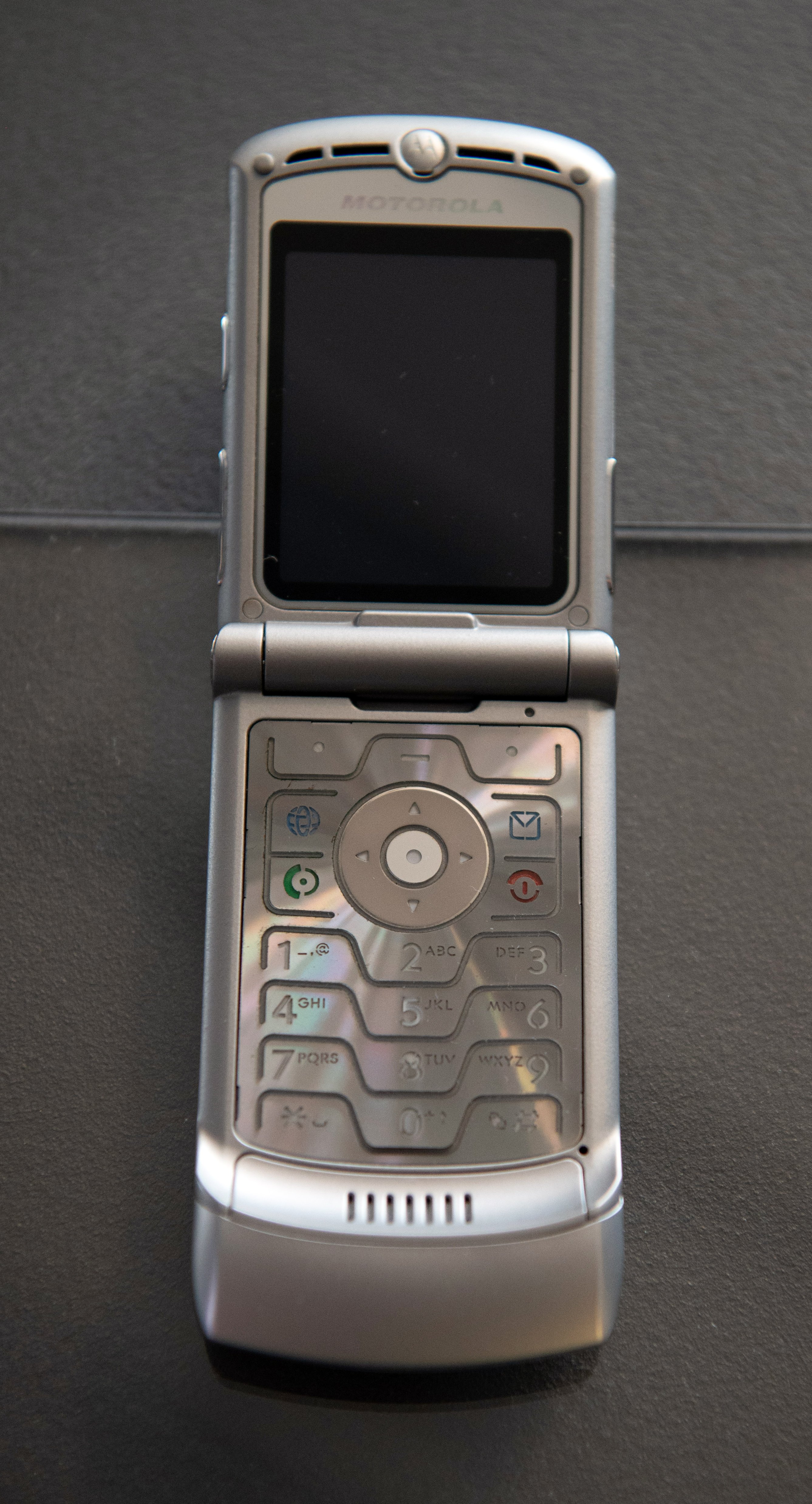 Motorola Razr V3 (Heinz Nixdorf MuseumsForum CC BY-NC-SA)