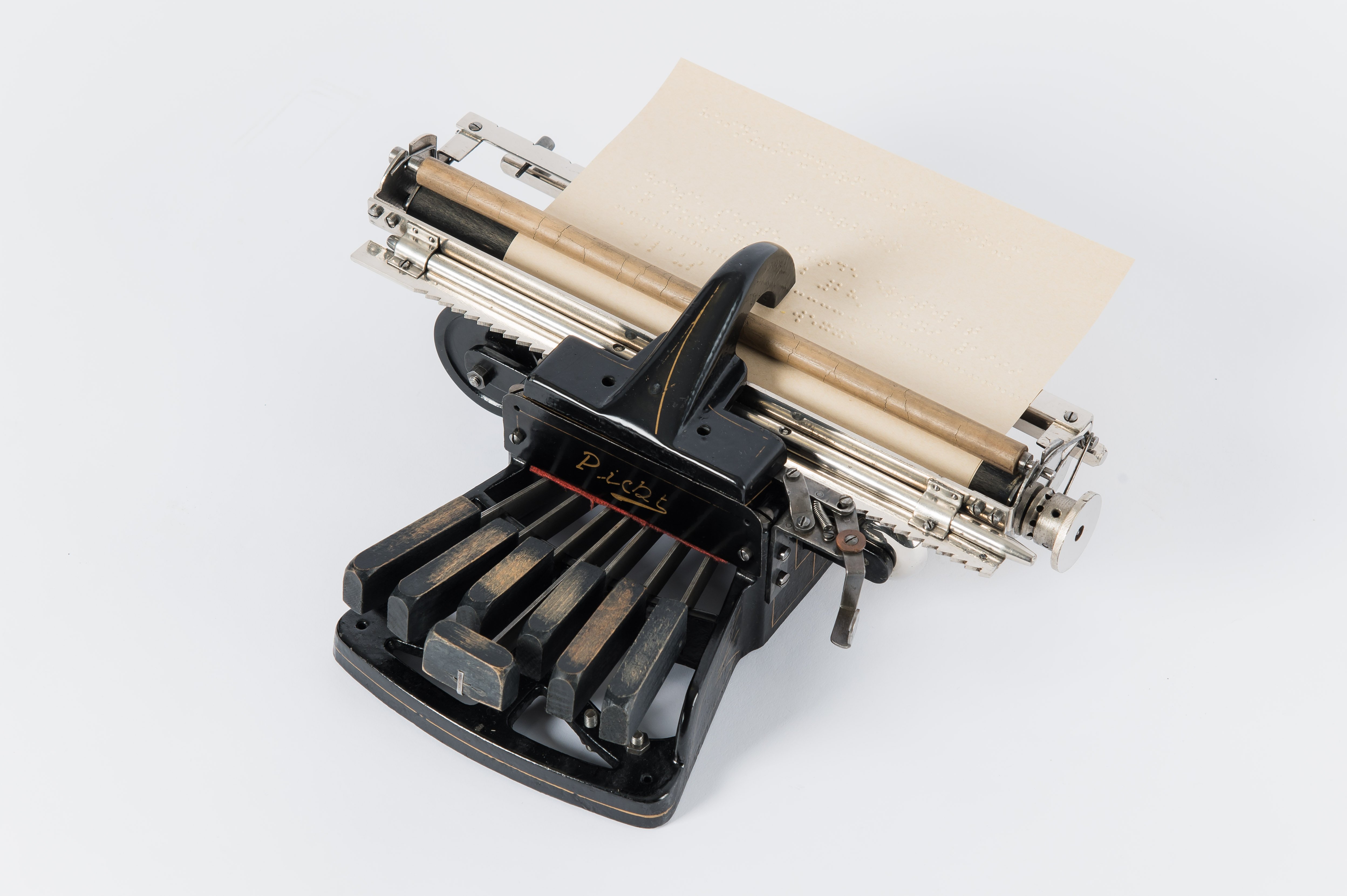 Picht Blindenschreibmaschine (Heinz Nixdorf MuseumsForum CC BY-NC-SA)