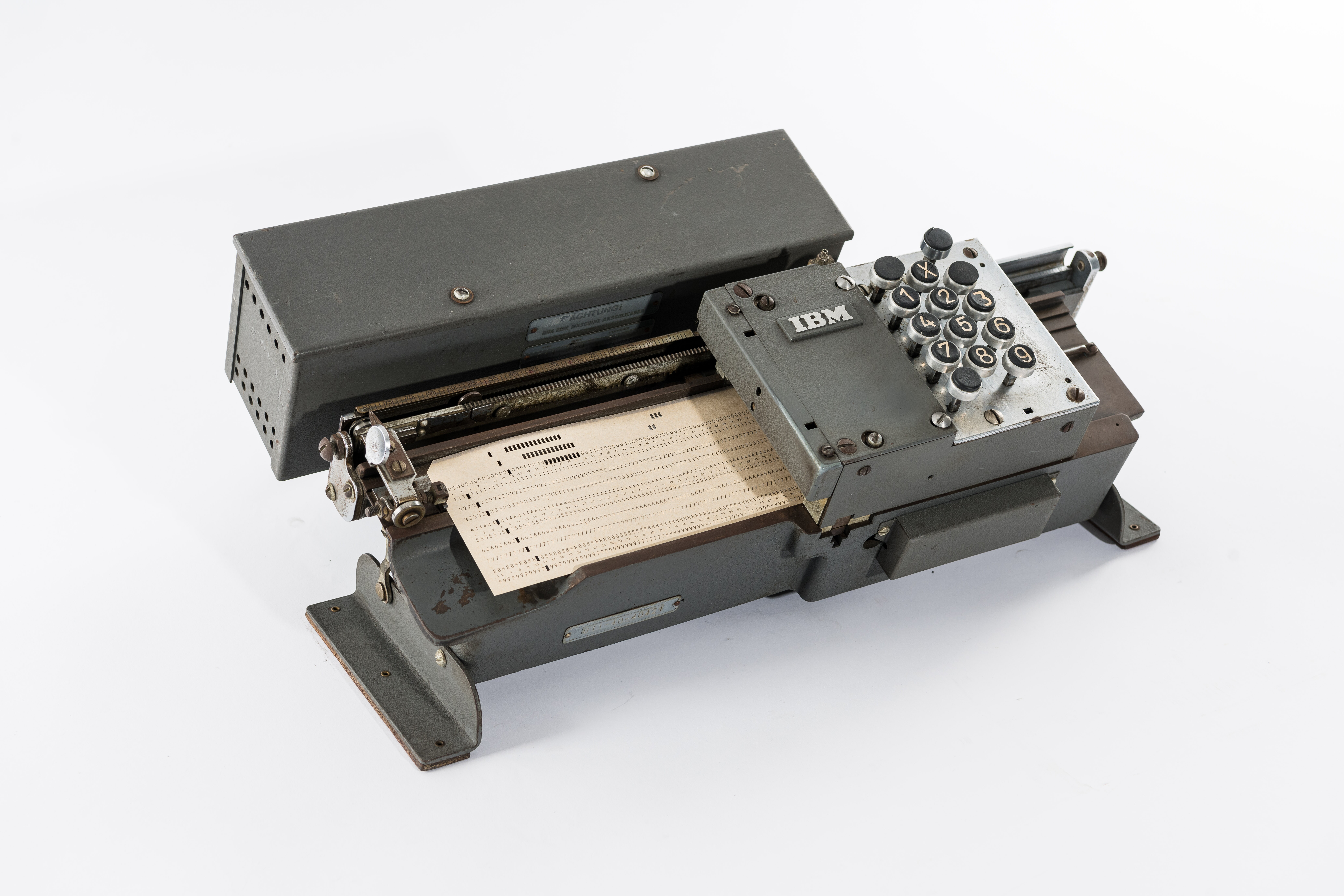 IBM Mod. 11 - Kartenlocher (Heinz Nixdorf MuseumsForum CC BY-NC-SA)