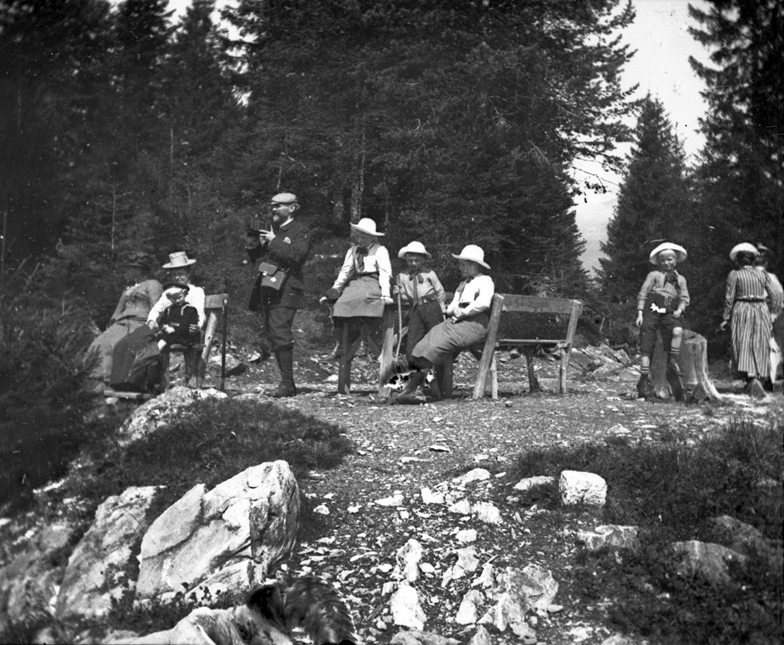 Familie Hofmeier in Flims (Sommer 1901), 87797 sn R_o (DRM CC BY-NC-SA)
