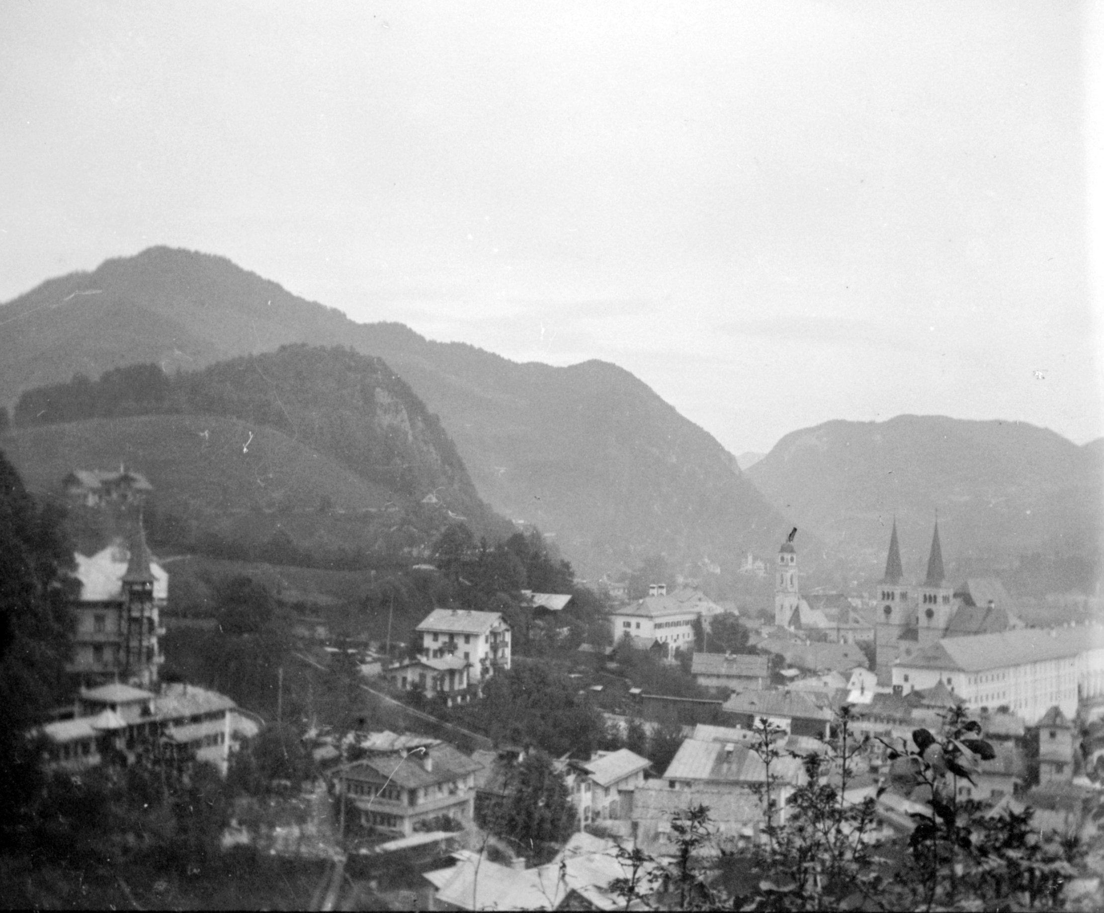 Aussicht vom Kalvarienberg auf Berchtesgaden (Pfingsten 1901)87043 sn R_o (DRM CC BY-NC-SA)