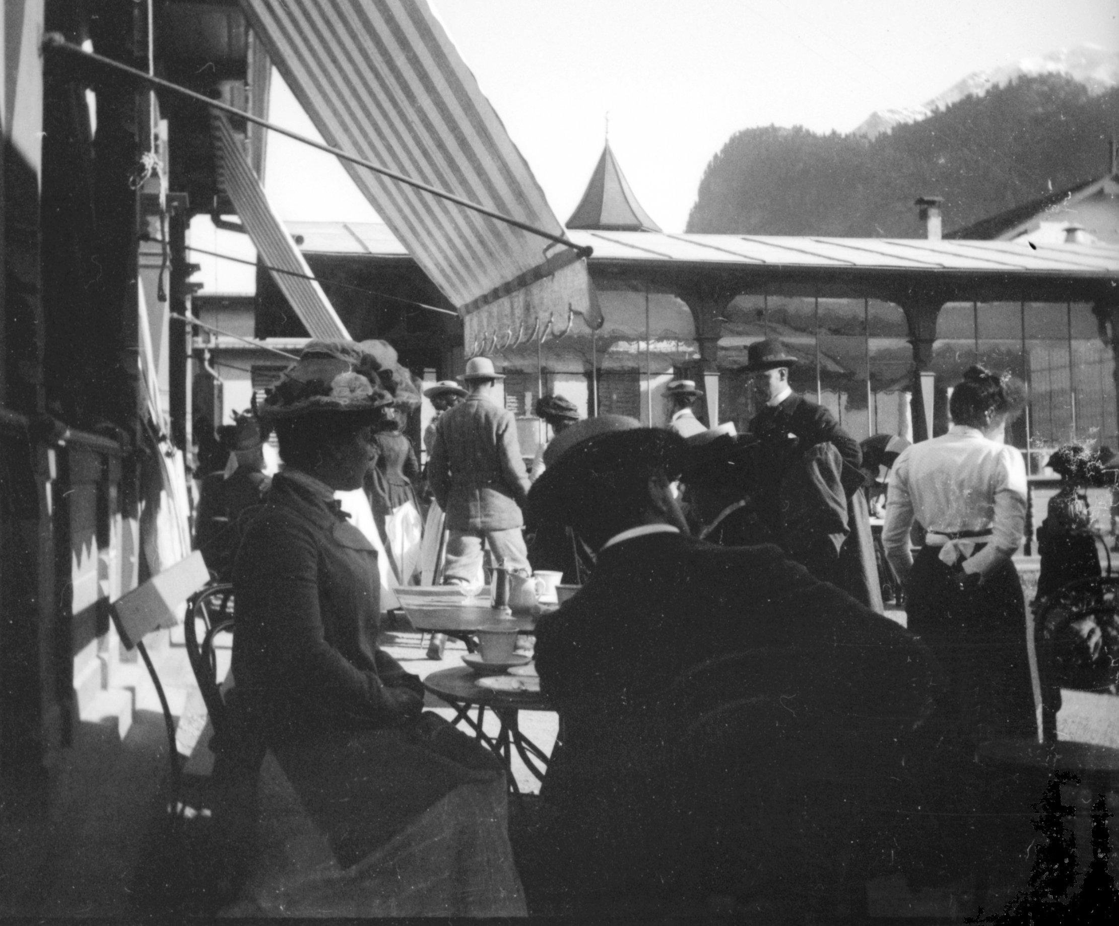 Patisserie A Ma Campagne in Pontresina (Sommer 1901), 87076 sn R_o (DRM CC BY-NC-SA)