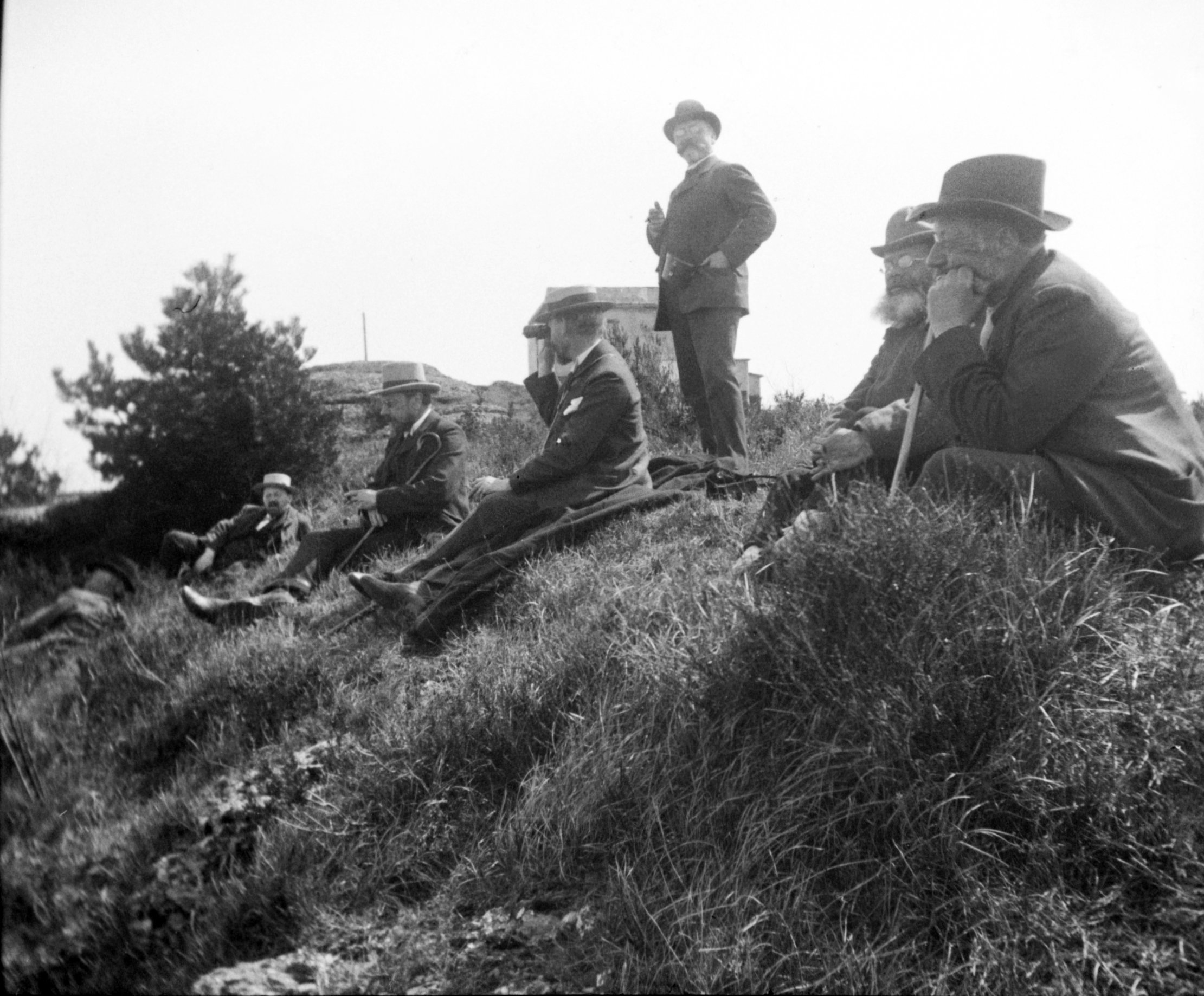 Gruppe auf dem Monte di Portofino (März/April 1903), 87352 sn R_o.jpg (DRM CC BY-NC-SA)