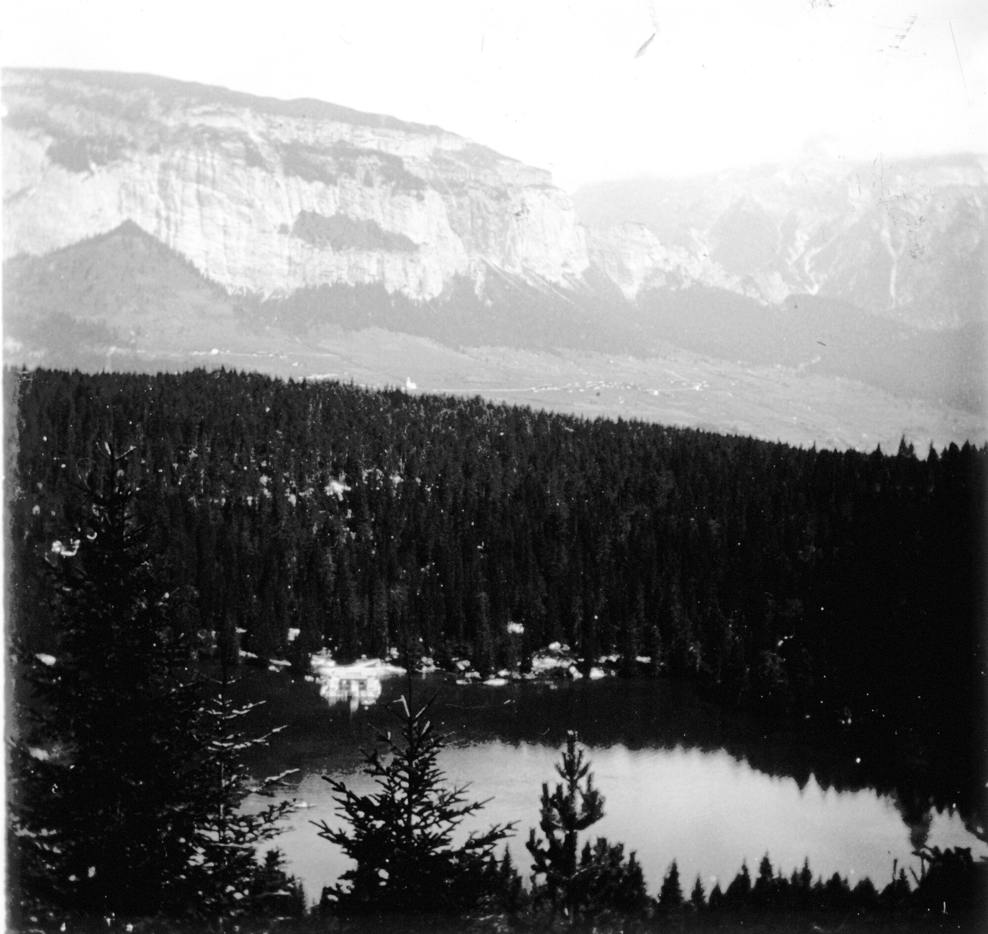 Caumasee bei Flims (Sommer 1901), 87062 sd R_o (DRM CC BY-NC-SA)