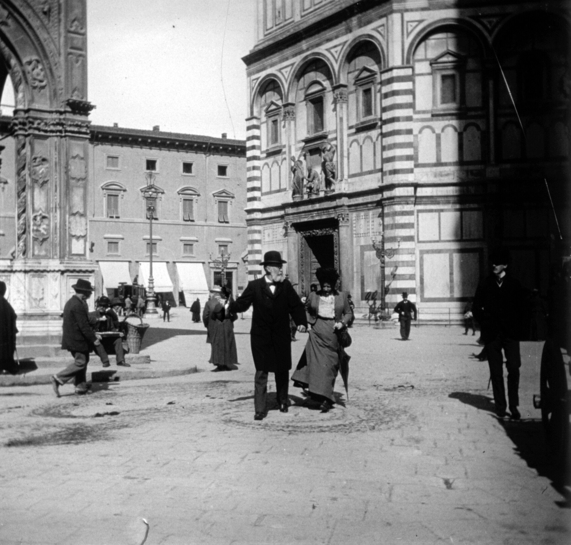 Loggia del Bigallo und Baptisterium in Florenz (März/April 1902), 87148 sd R_o (DRM CC BY-NC-SA)