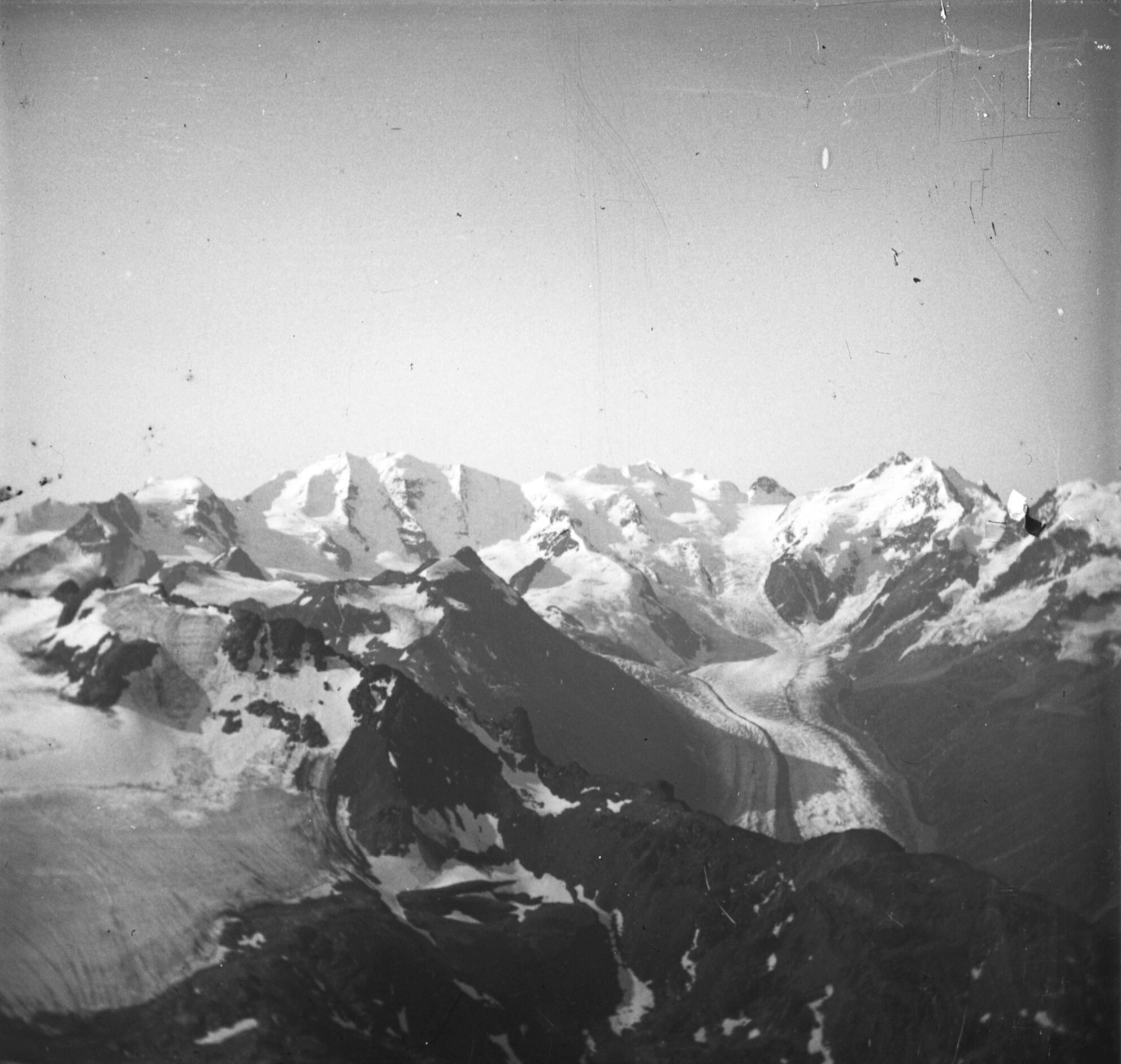 Aussicht von Georgys Hütte auf dem Piz Languard bei Pontresina (August-September 1903), 87413 sd L (DRM CC BY-NC-SA)