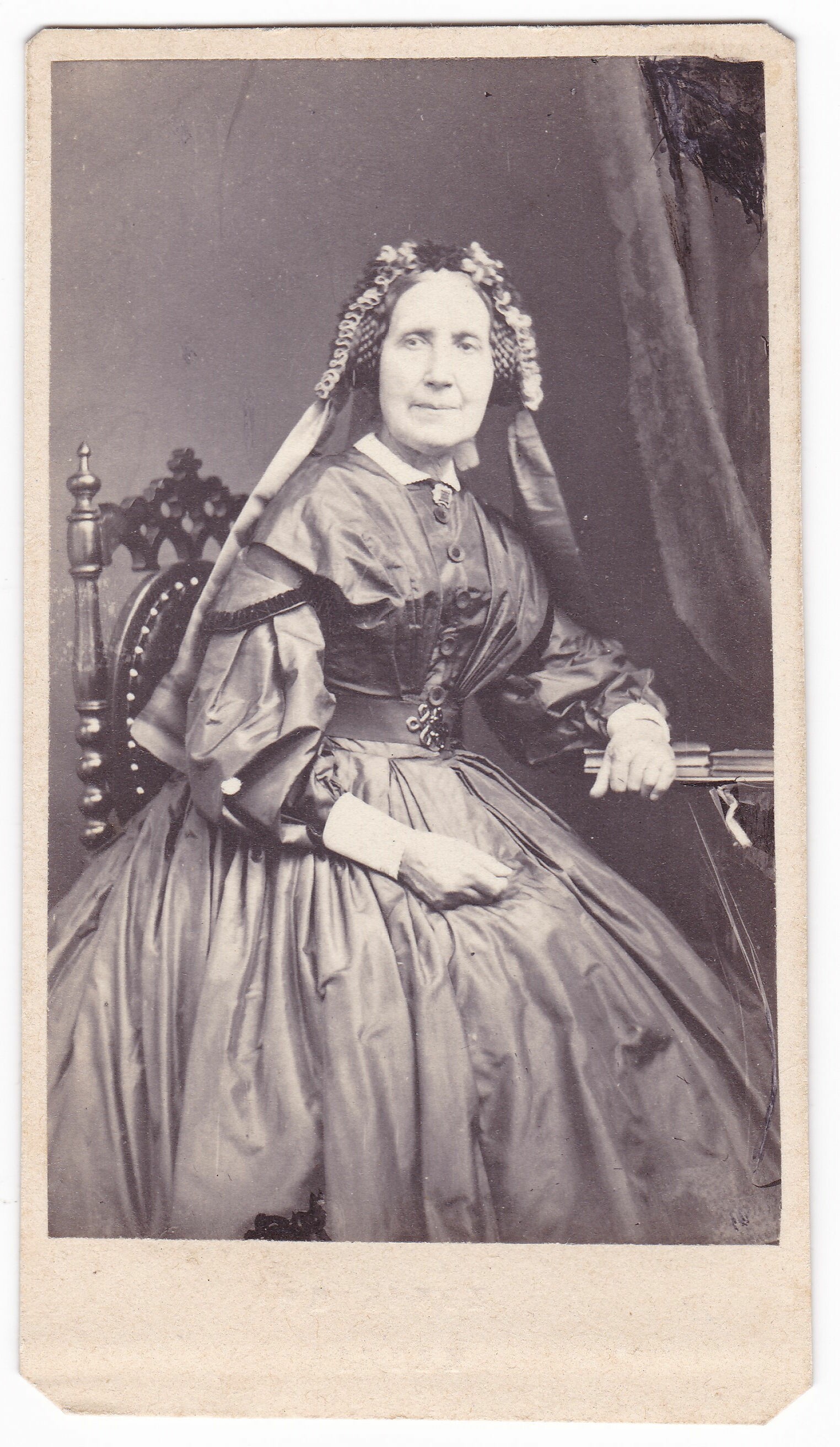 Fräulein Walter (um 1855), 88185 p (DRM CC BY-NC-SA)