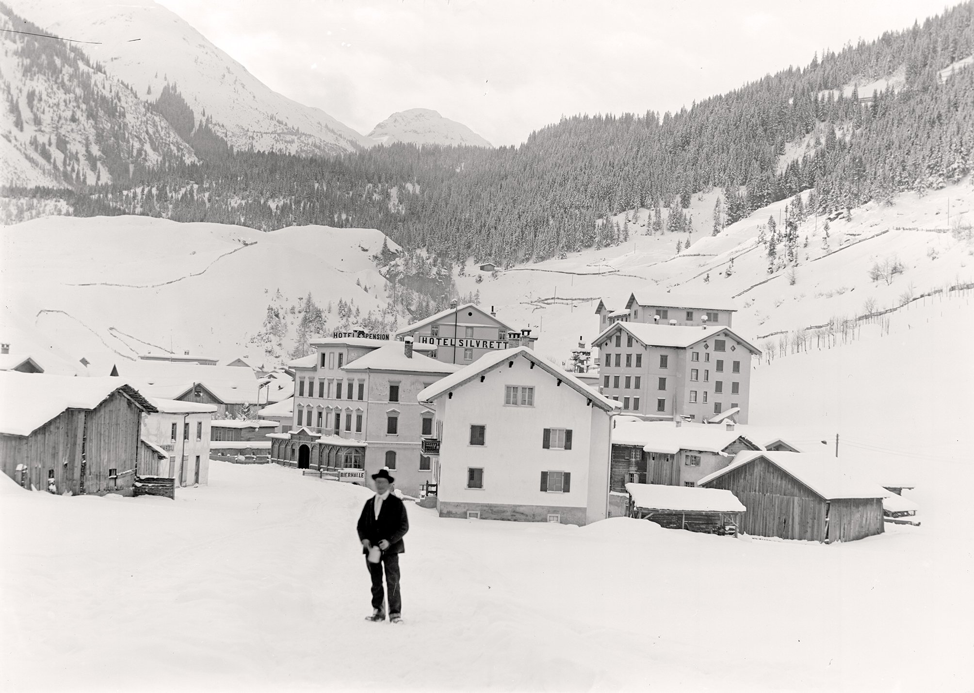 Klosters Selfranga mit dem Hotel Silvretta (30.12.1894), 86080_o (DRM CC BY-NC-SA)