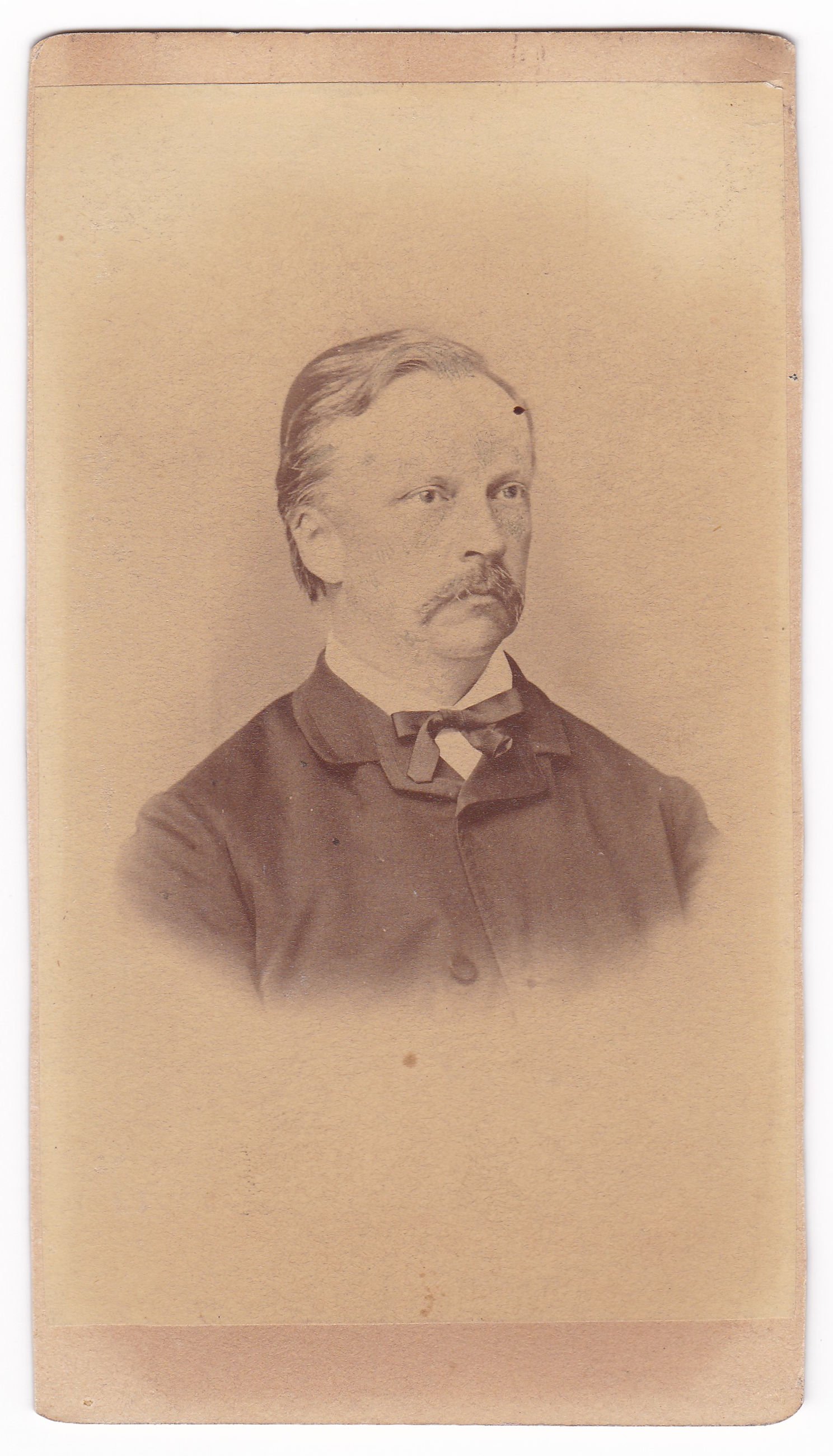 Hermann von Helmholtz (vor 1870), 88033 p (DRM CC BY-NC-SA)
