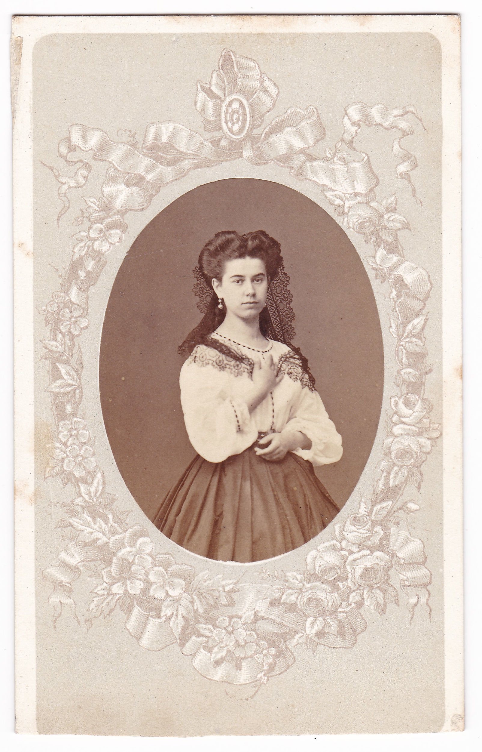 Louise Cosulich von Pecine, geb. Sitterding als Rosina (Februar-März 1863), 88263 p (DRM CC BY-NC-SA)