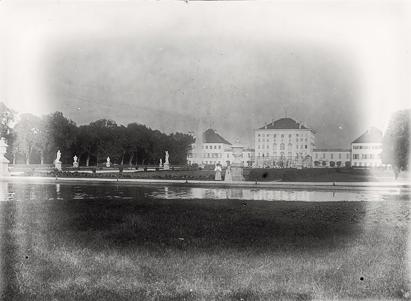 Schloß Nymphenburg bei München (nach 20.09.1897), 86414_o (DRM CC BY-NC-SA)