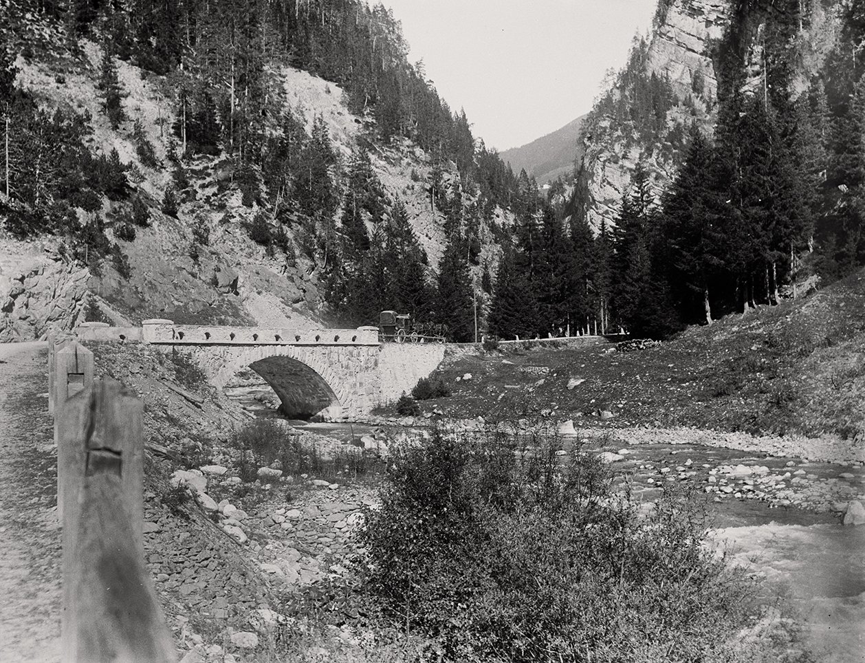Straßenbrücke in der Zügenschlucht (September 1898), 86473_o (DRM CC BY-NC-SA)
