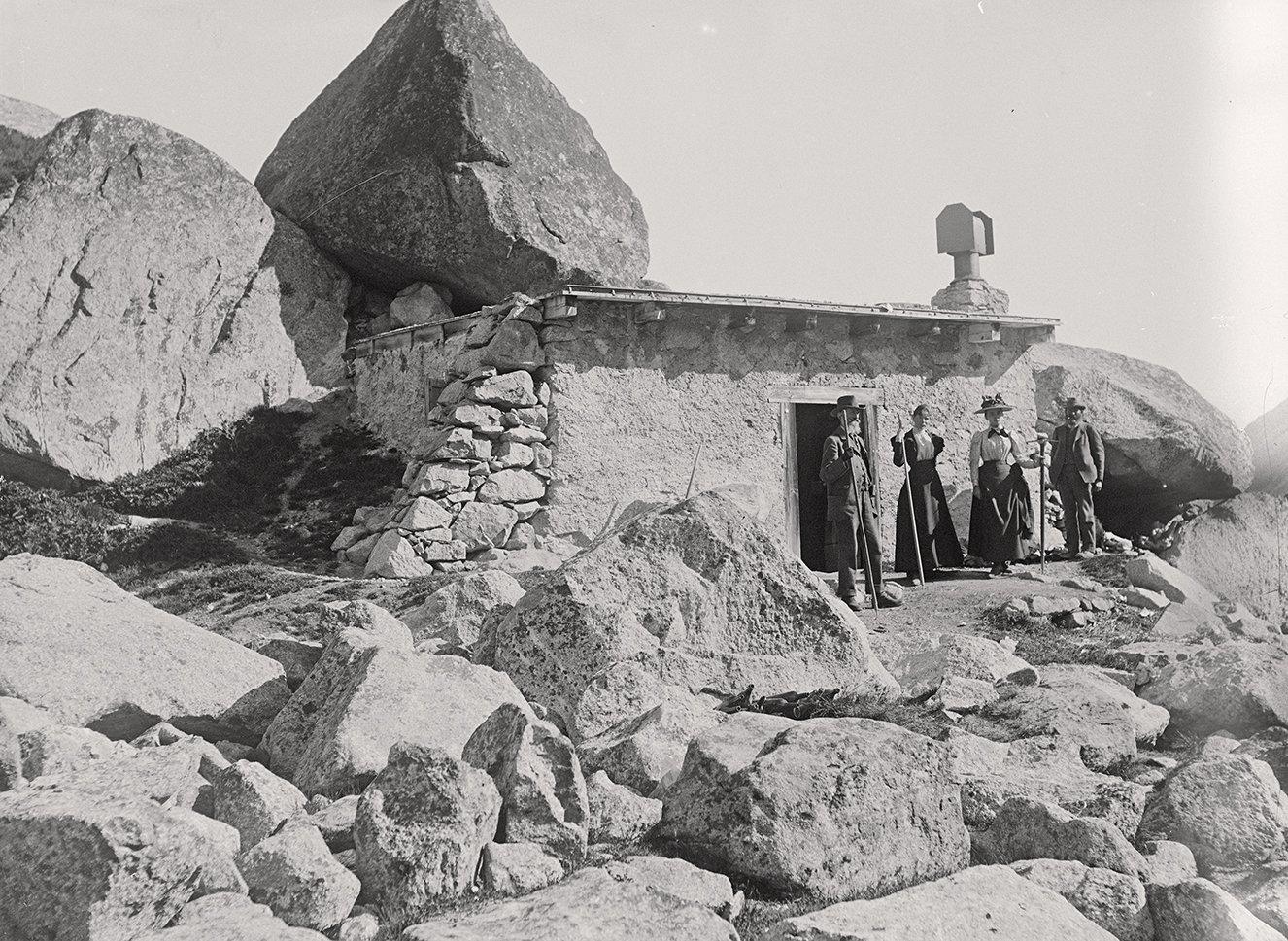 Gruppe vor der Bovalhütte (August-September 1898), 86510_o (DRM CC BY-NC-SA)