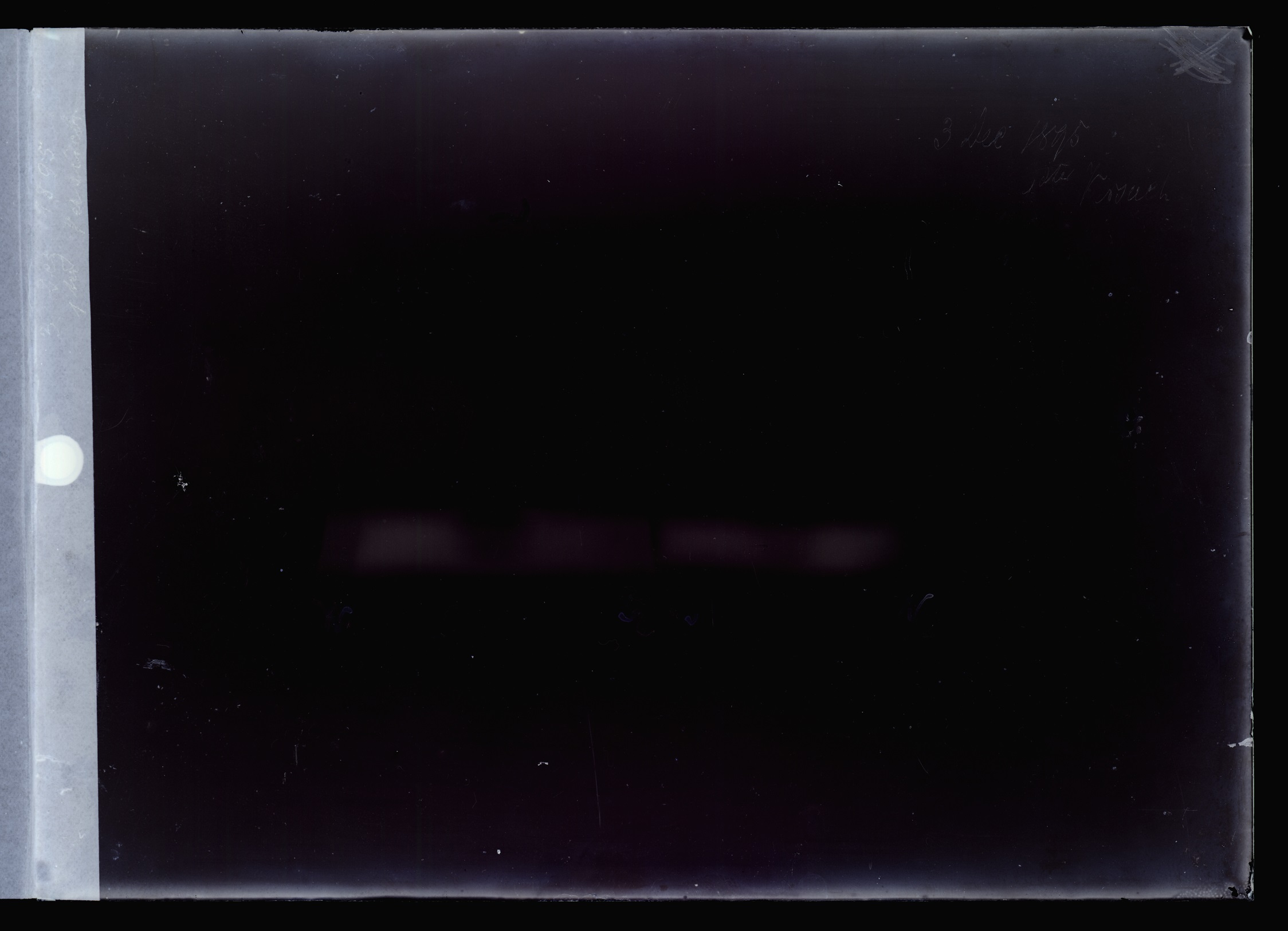 Versuch: Ablenkung der X-Strahlen durch einen Elektromagneten (03.12.1895), 86744 gp (Deutsches Röntgen-Museum CC BY-NC-SA)