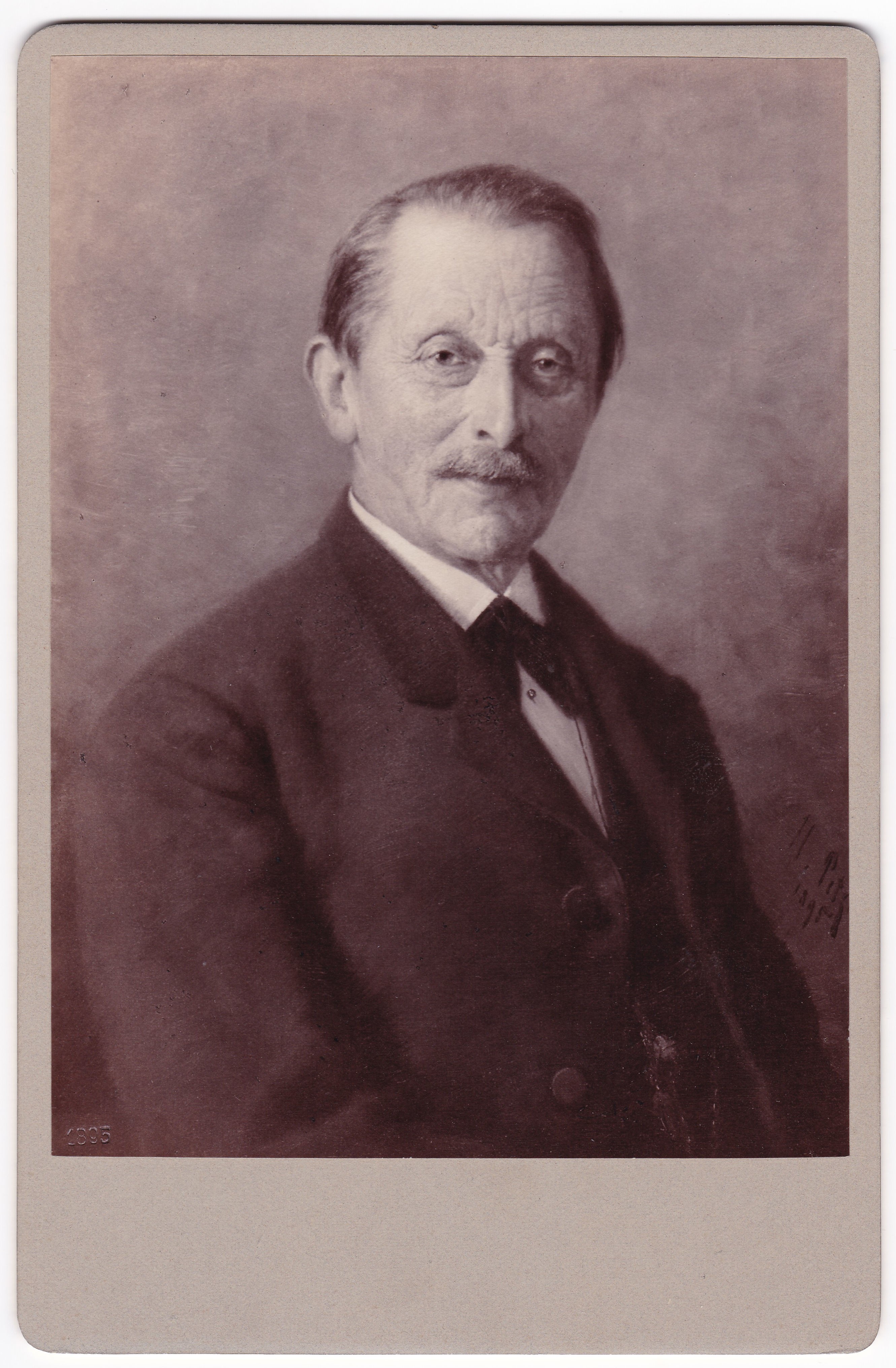 Carl Freiherr Haller von Hallerstein (1895), 88120 p (DRM CC BY-NC-SA)