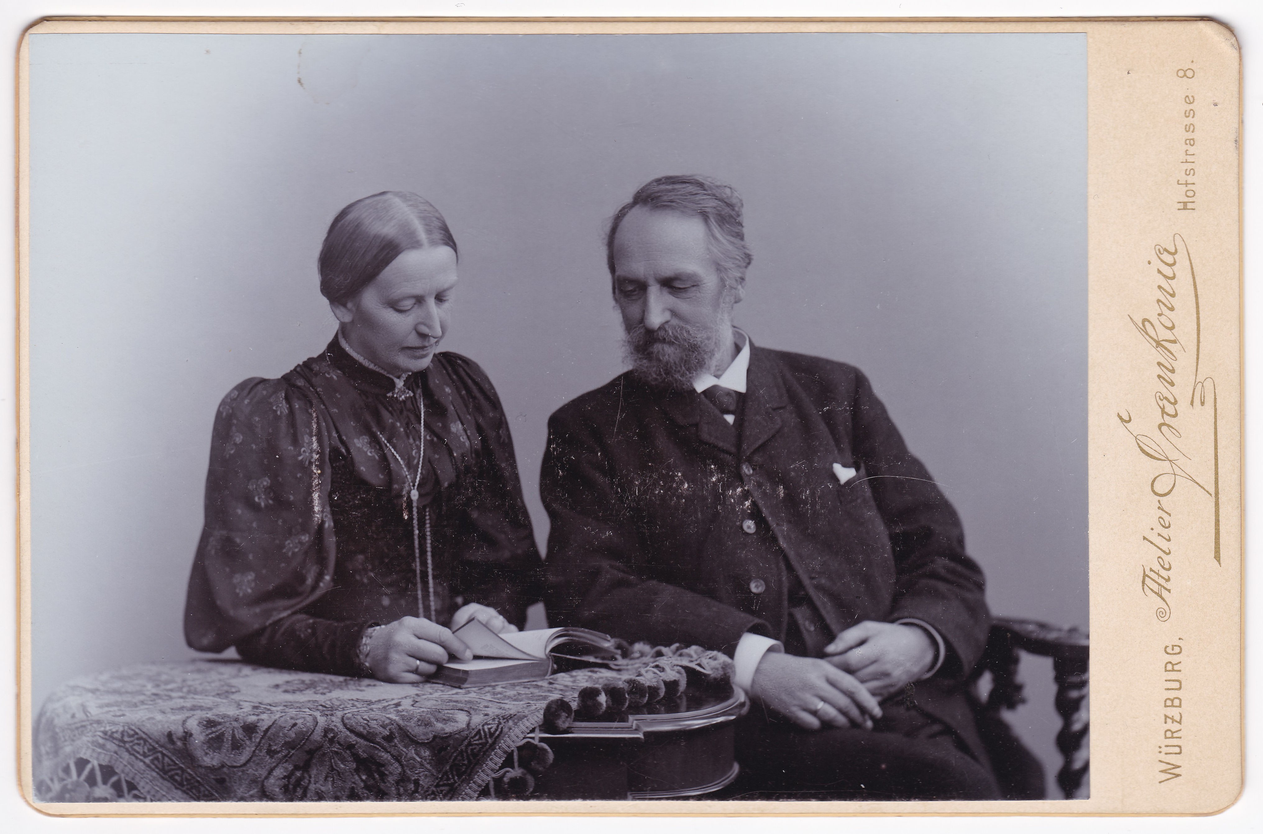 Emilie und Adolf Fick (vor 1900), 88015 p (DRM CC BY-NC-SA)