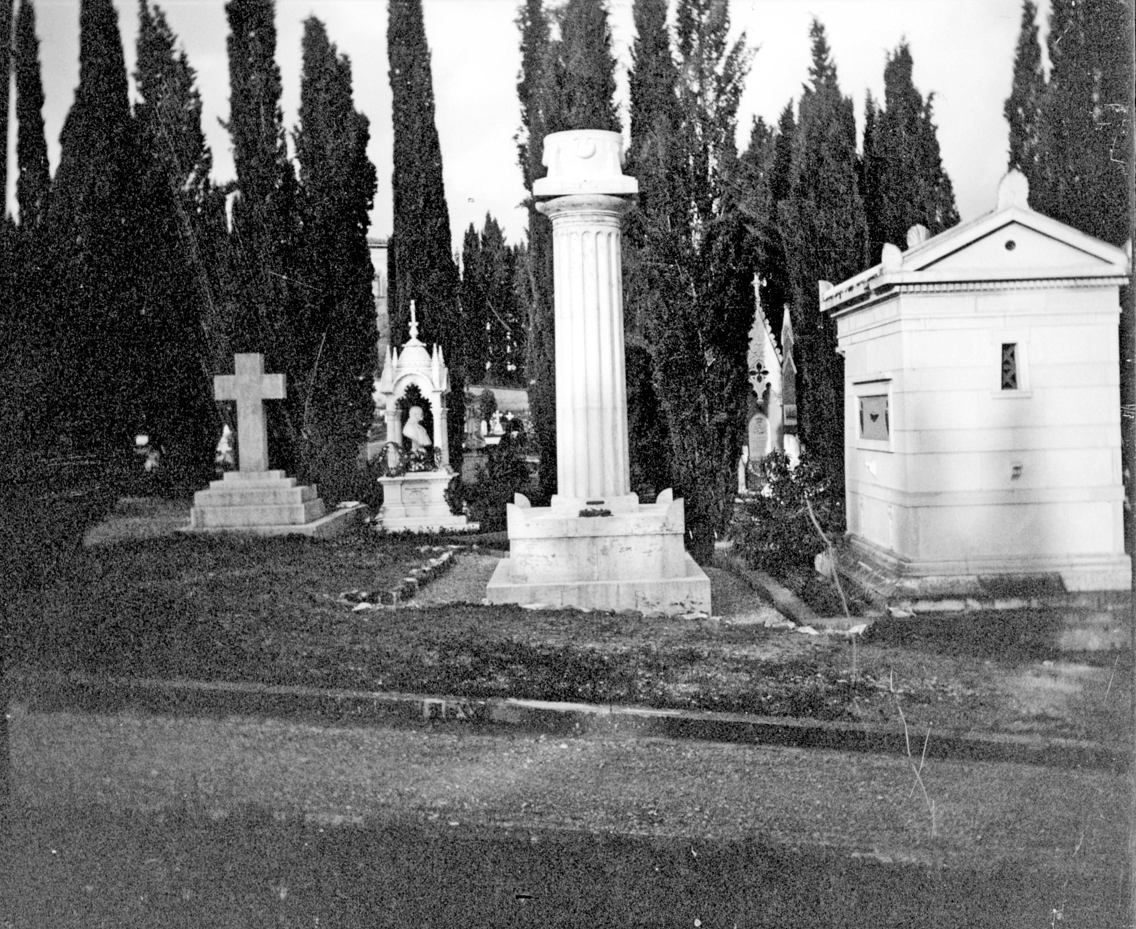 Grab von Arnold Böcklin auf dem Friedhof Cimitero Evangelico agli Allori (März/April 1902), 87182 sn R_o (DRM CC BY-NC-SA)