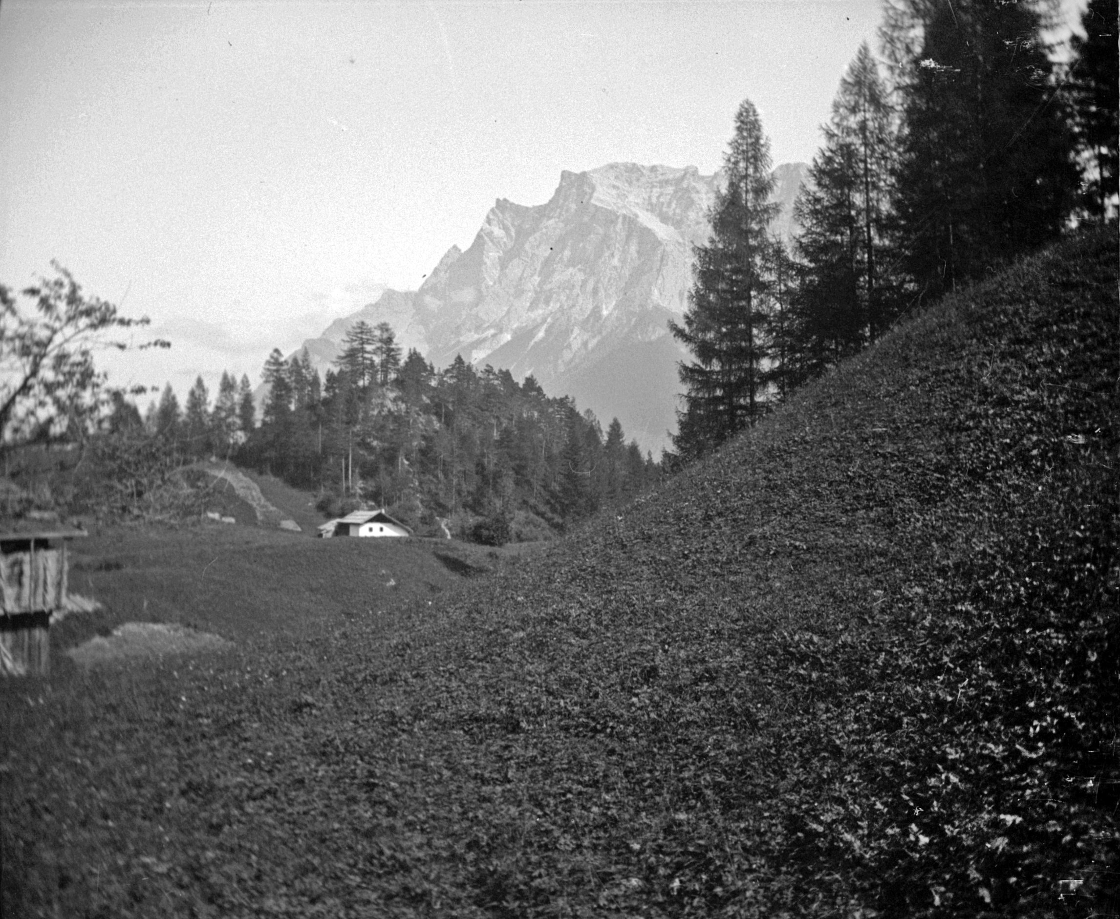 Zugspitze von der Fernpassstraße (September 1902), 87259 sn R_o (DRM CC BY-NC-SA)