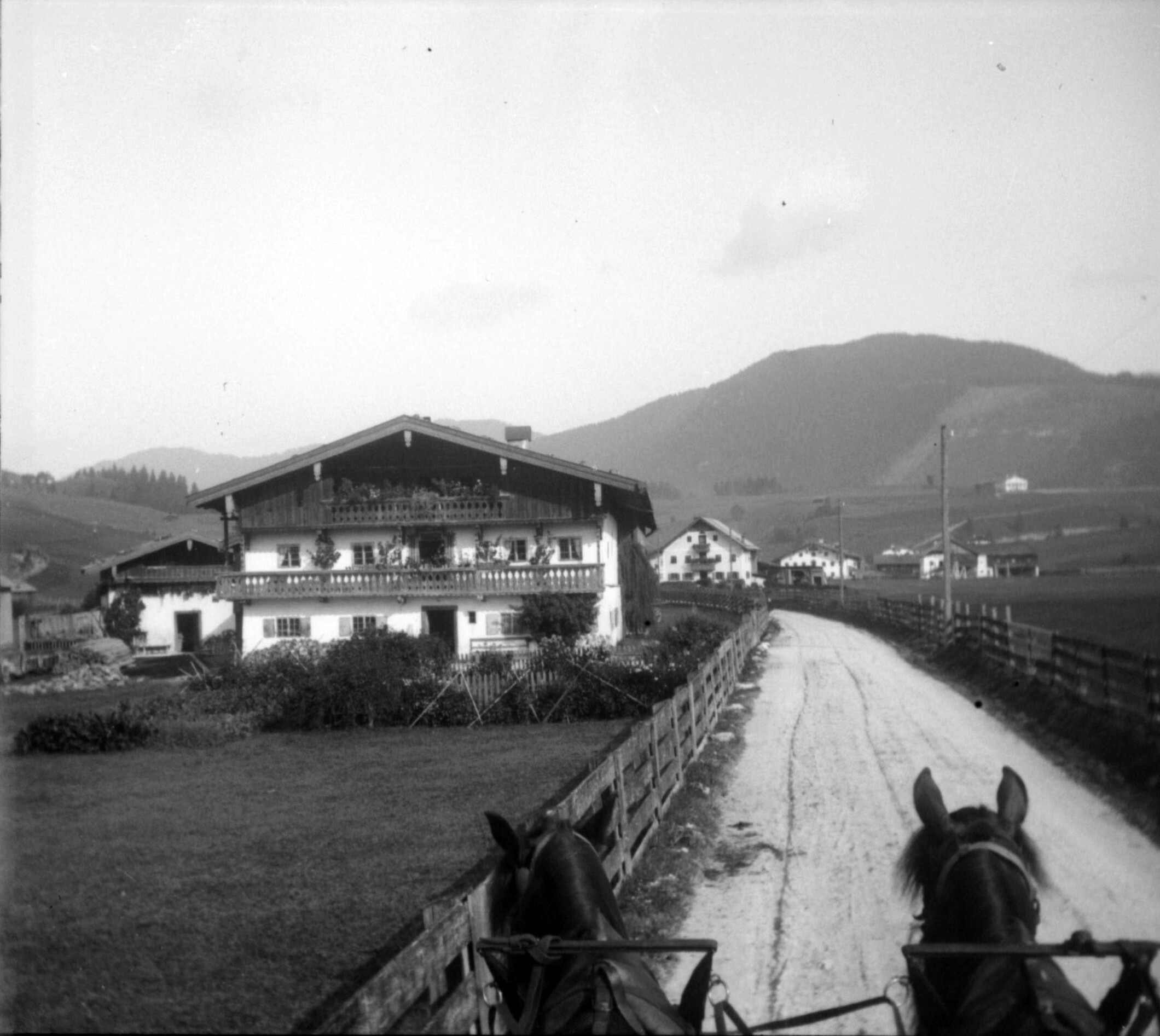 Straße zwischen Scholastika und Achenkirch (September 1903), 87422 sn L (DRM CC BY-NC-SA)