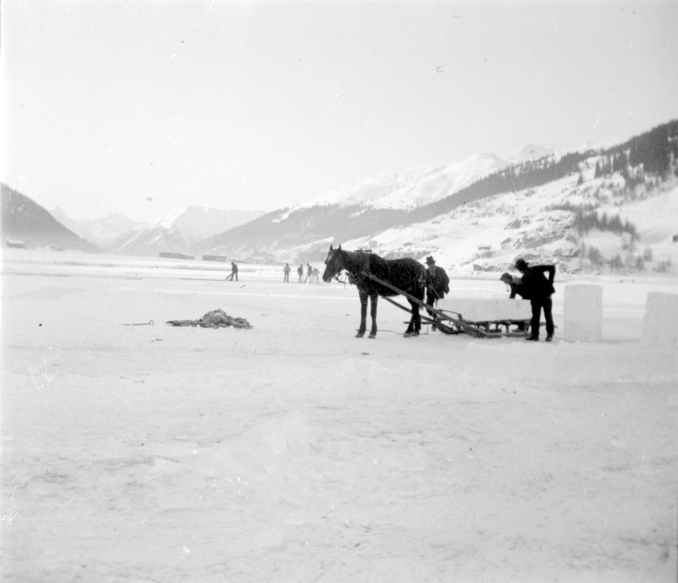 Eisgewinnung auf dem Davosersee (Dezember 1903-Januar 1904), 87474 sn L (DRM CC BY-NC-SA)