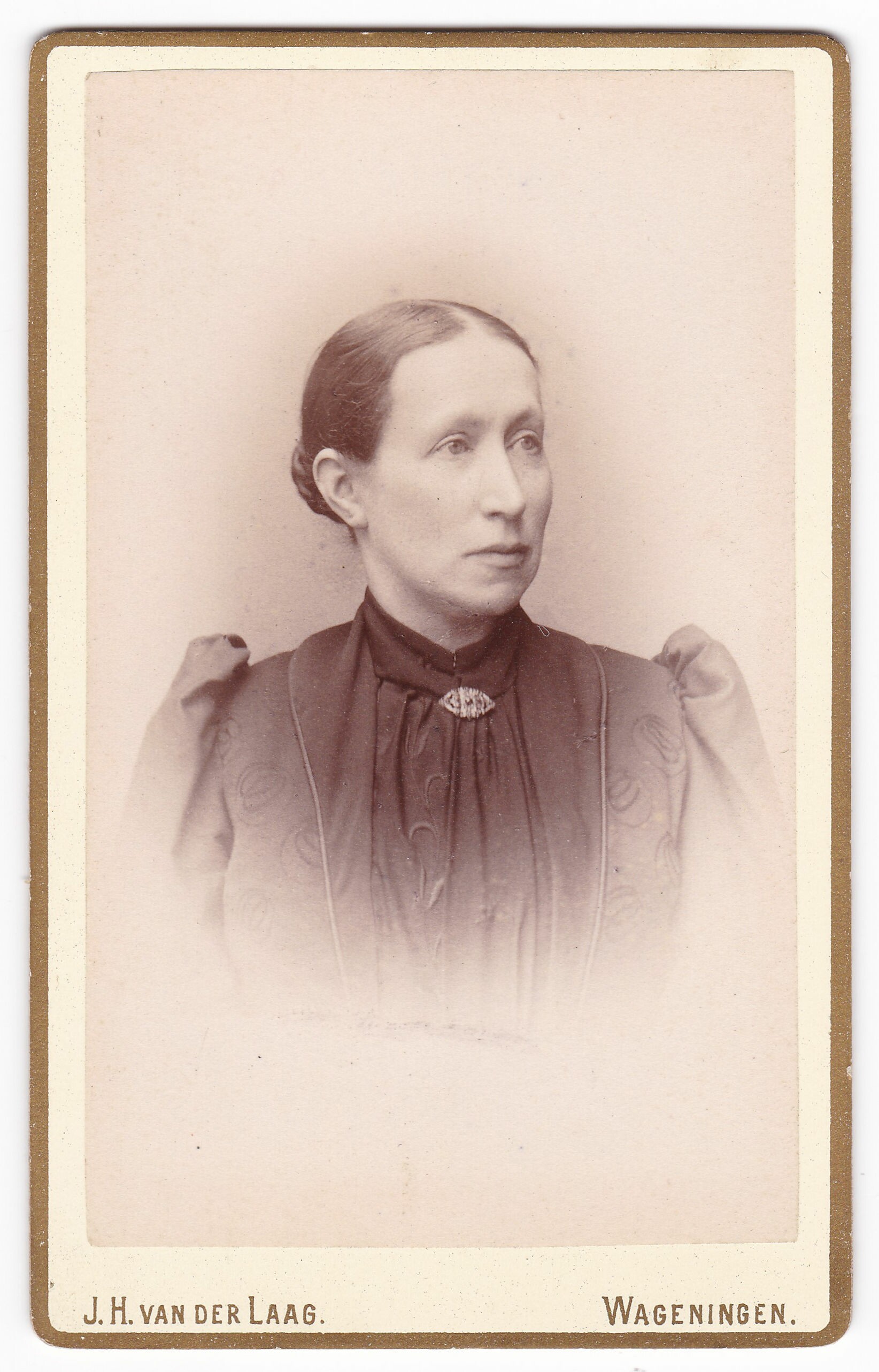 Carolina Augusta Frowein (um 1896), 88111 p (DRM CC BY-NC-SA)