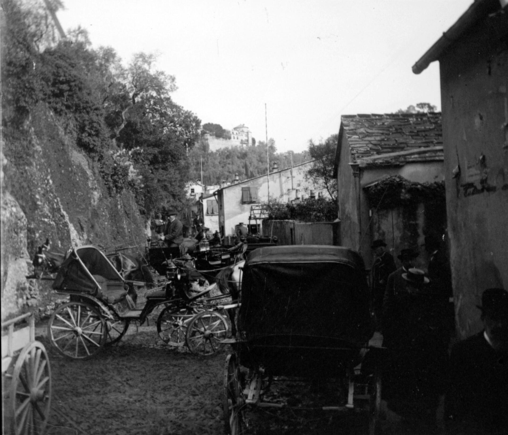 Landstraße am Ortseingang von Portofino (März-April 1904), 87504 sn L (DRM CC BY-NC-SA)