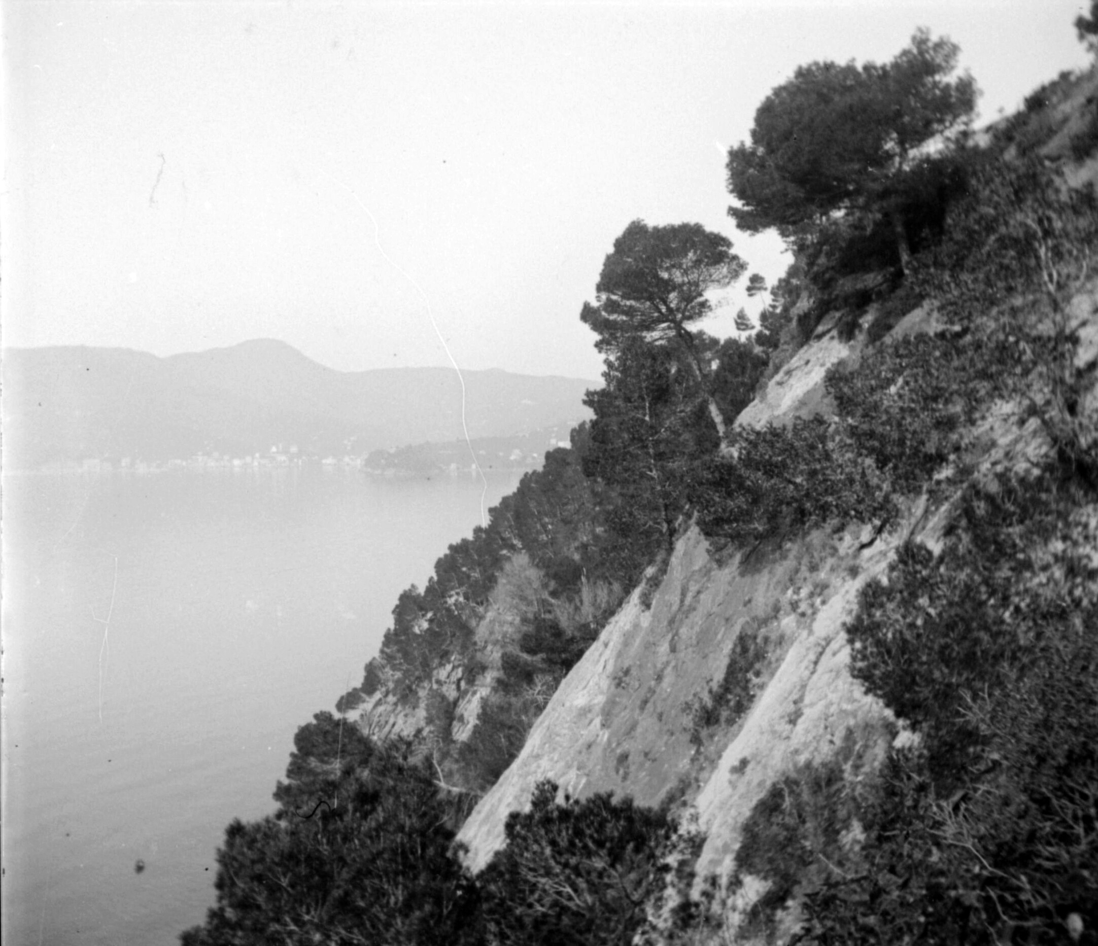 Steilküste westlich von Zoagli (März-April 1904), 87515 sn L (DRM CC BY-NC-SA)