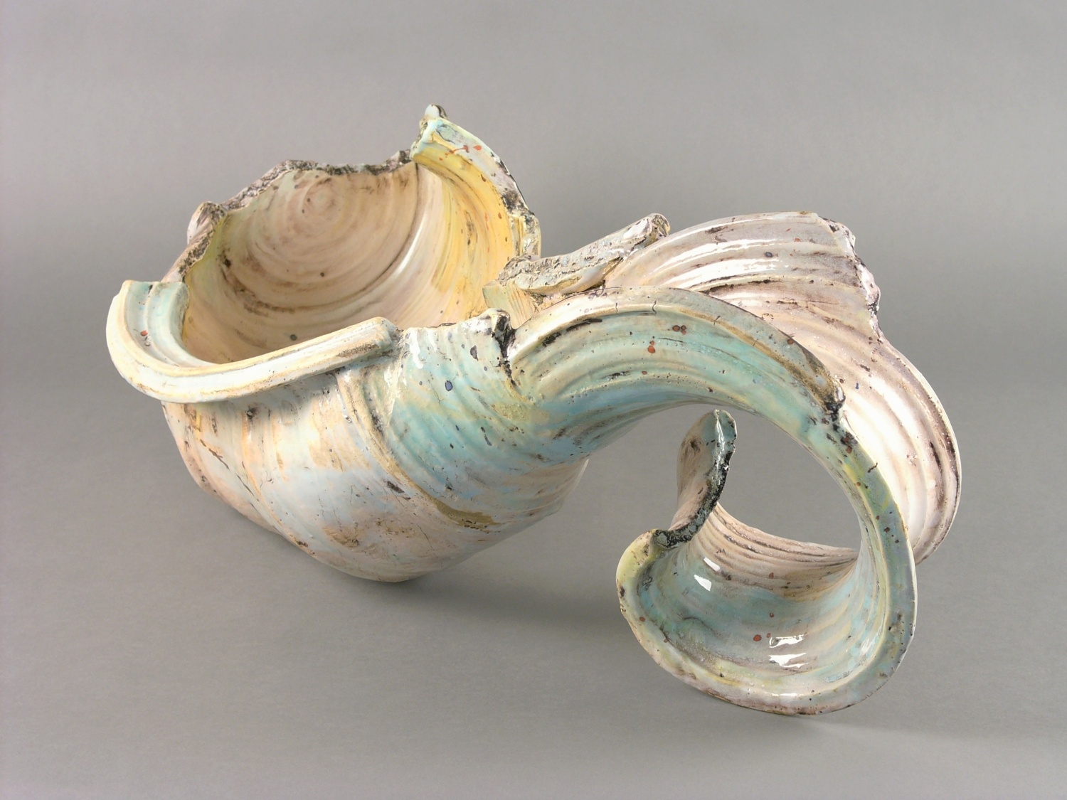 Lamandar, 1998 (Stiftung KERAMION - Zentrum für moderne+historische Keramik CC BY-NC-SA)