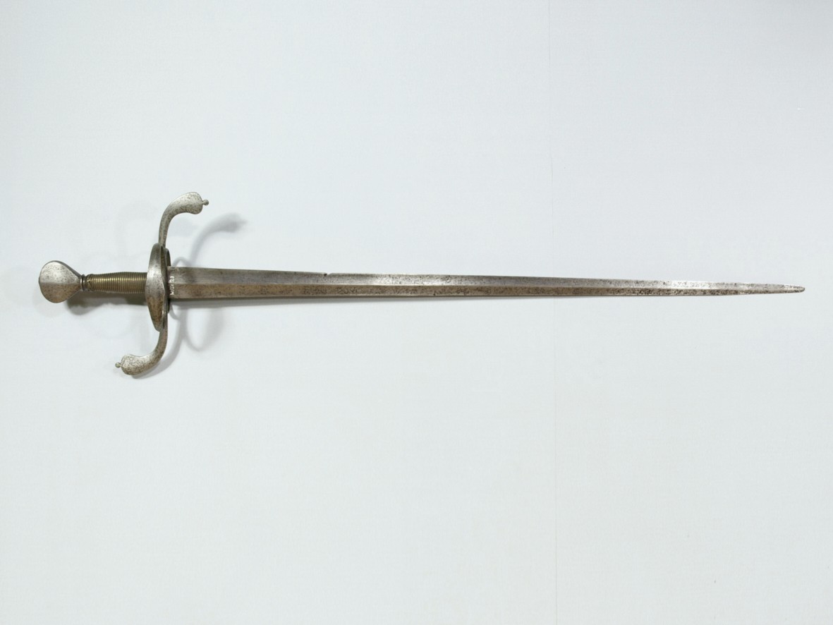 Schwert mit Kreuzgefäß ((C) Sammlung Bergischer Geschichtsverein e.V. CC BY-NC)