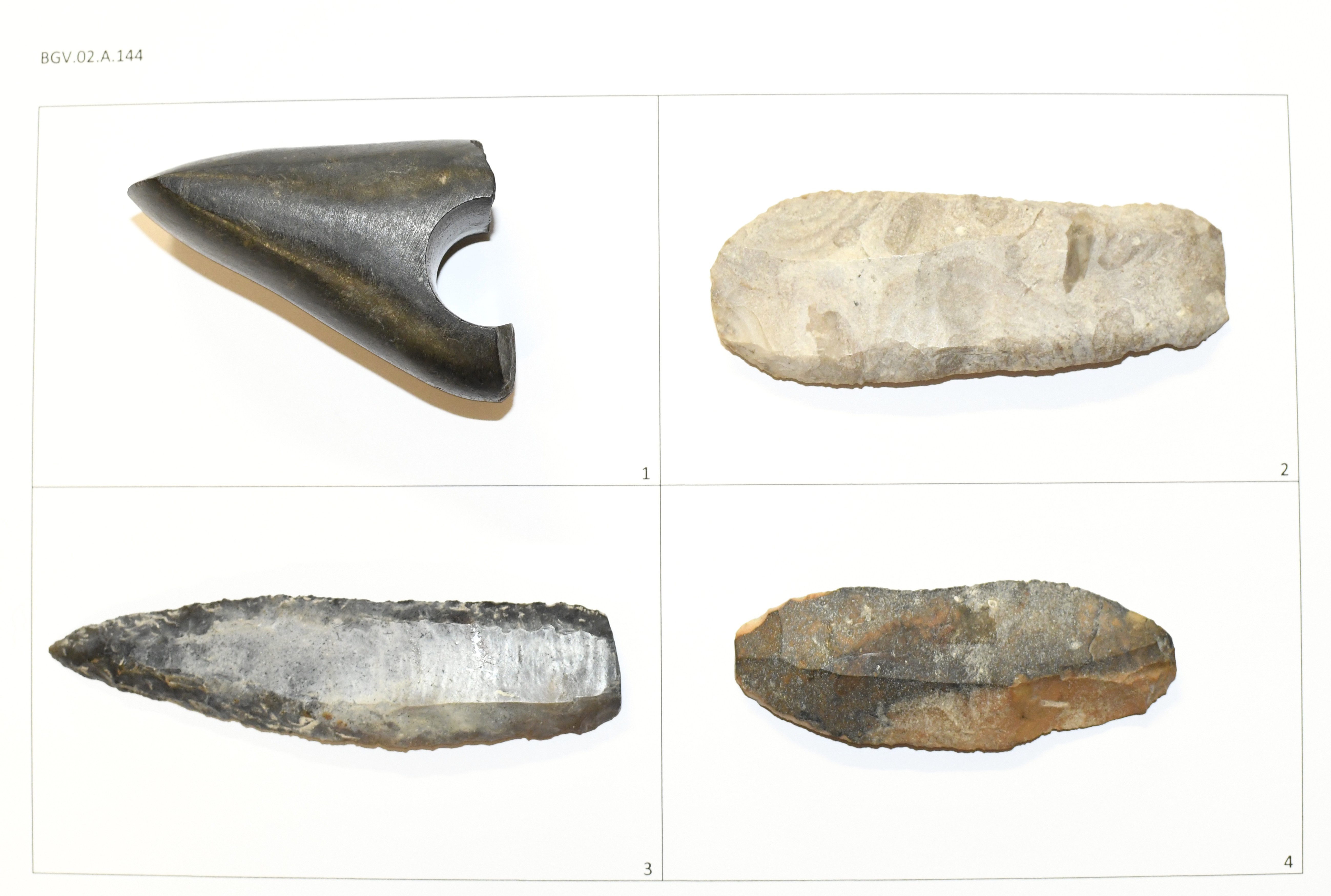 Konvolut "Steinwerkzeuge mit Etiketten" ((C) Sammlung Bergischer Geschichtsverein e.V. CC BY-NC)