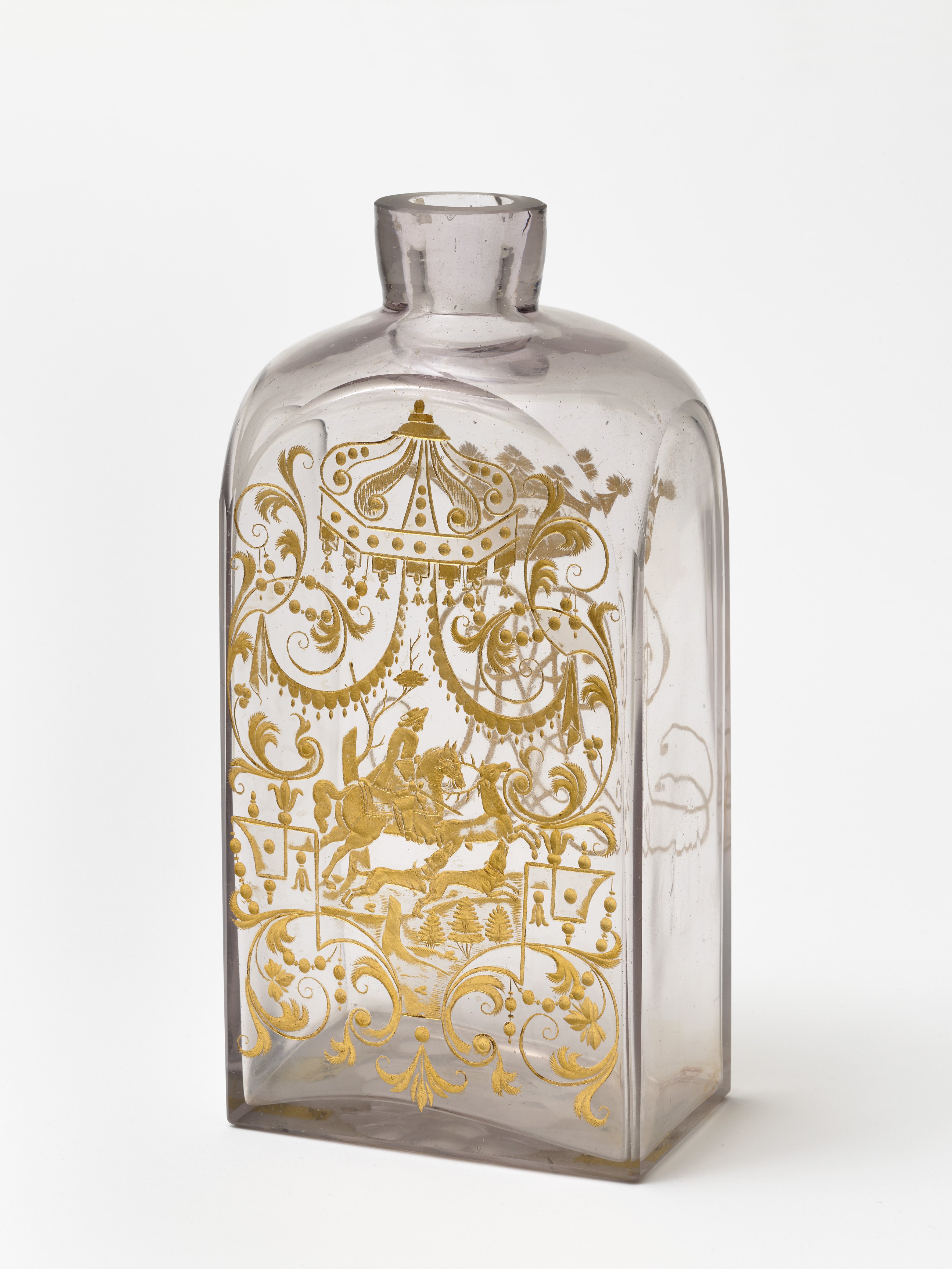 Vergoldete Glasflasche, um 1720 (Städtisches Museum Schloss Rheydt CC BY)