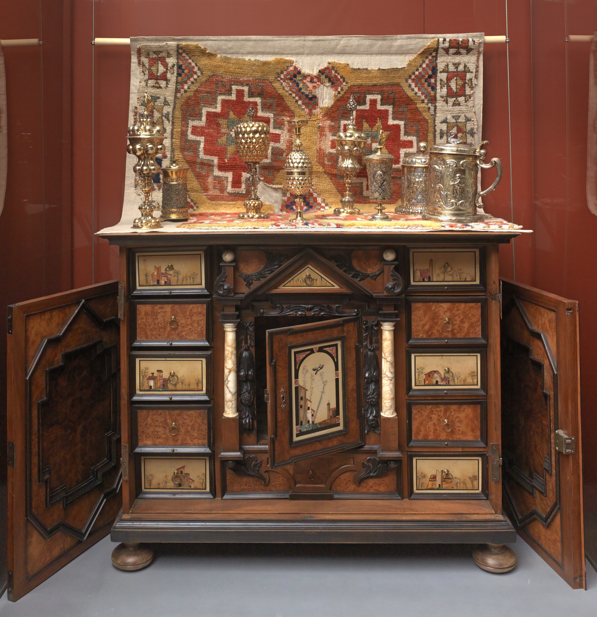Kabinettschrank "Pietra Dura", zwischen 1680 und 1700 (Städtisches Museum Schloss Rheydt CC BY)